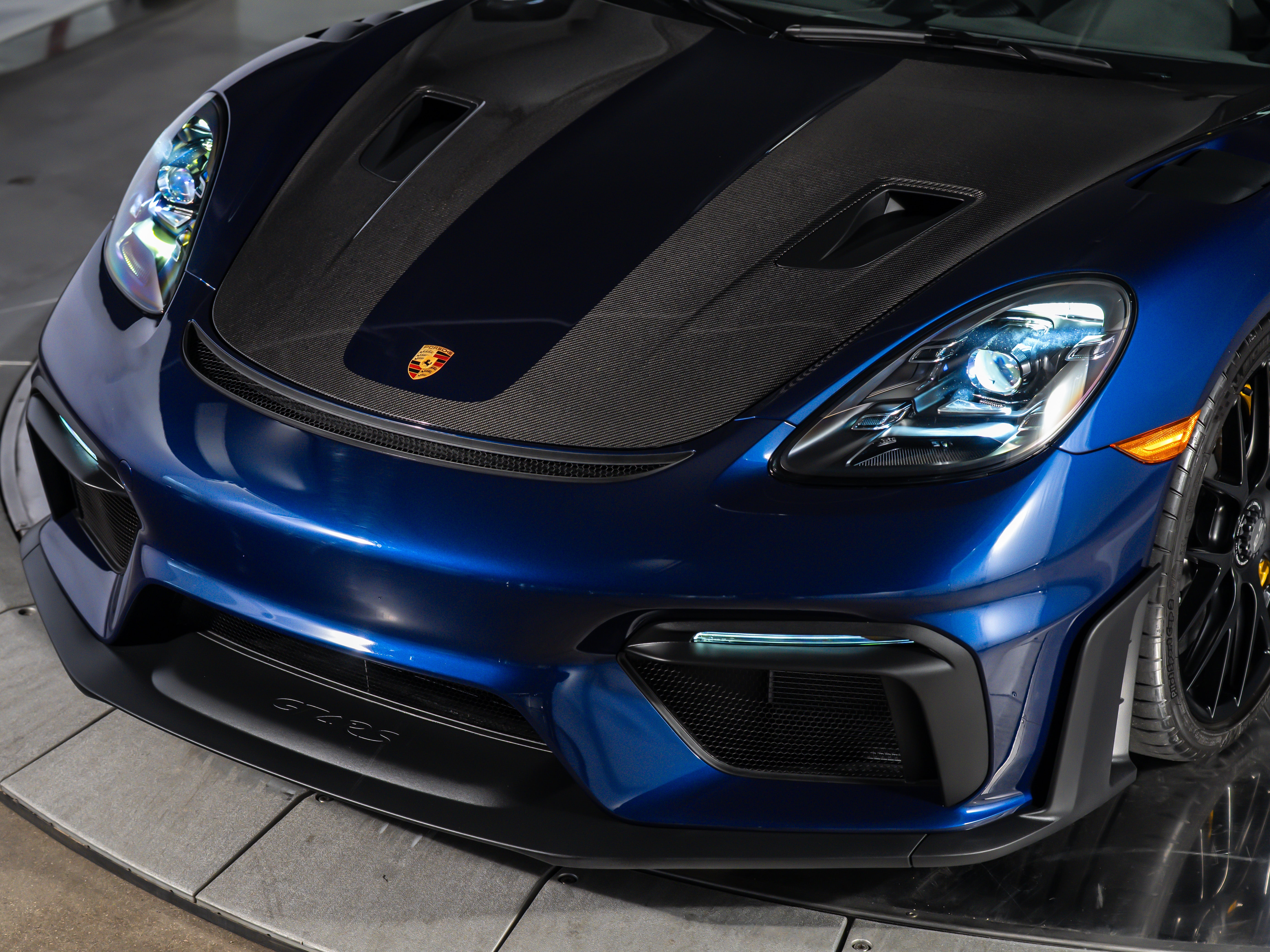 2025 Porsche 718 Cayman GT4 RS