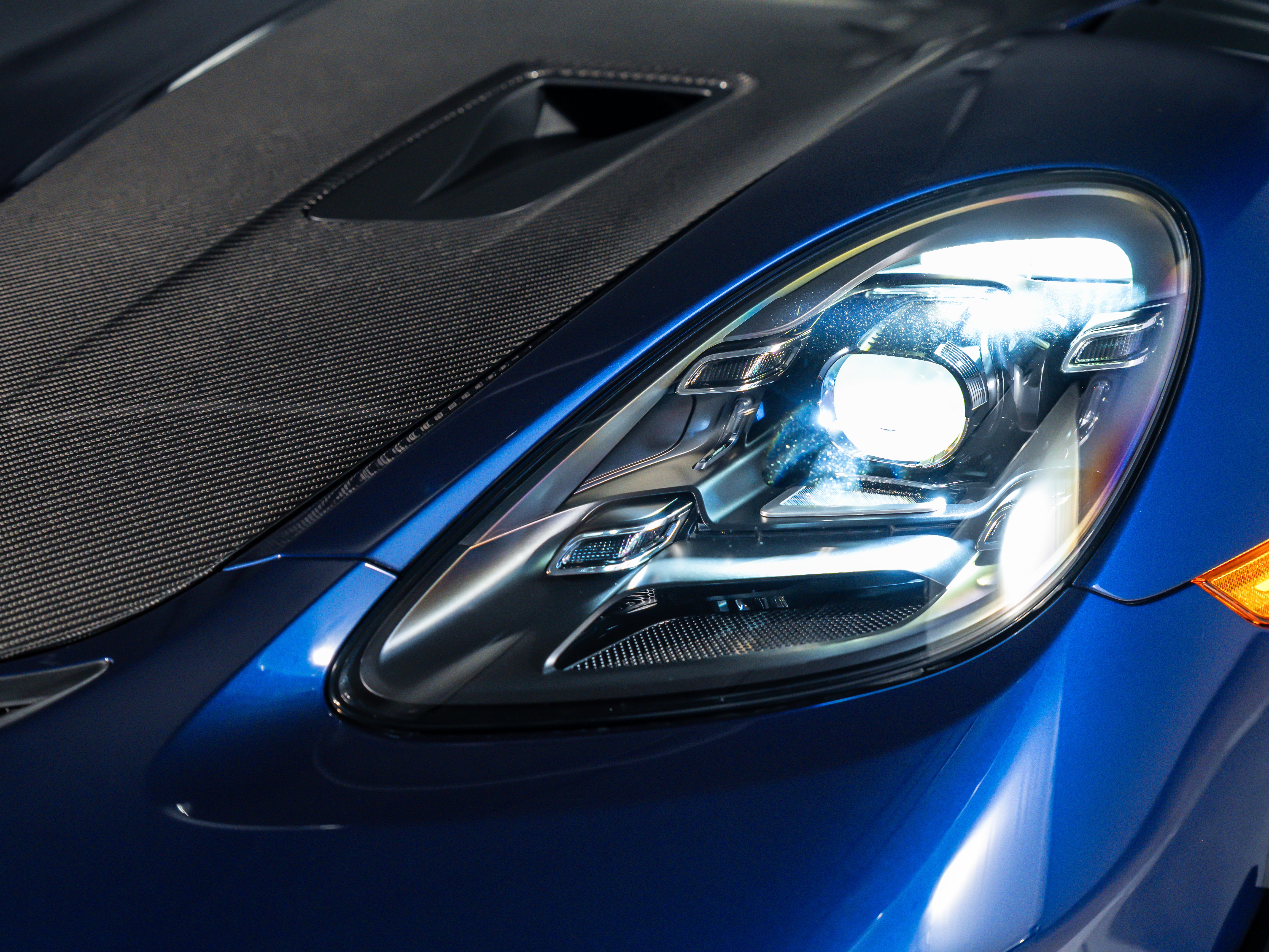 2025 Porsche 718 Cayman GT4 RS