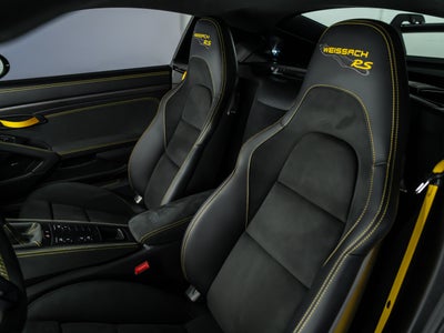 2025 Porsche 718 Cayman GT4 RS