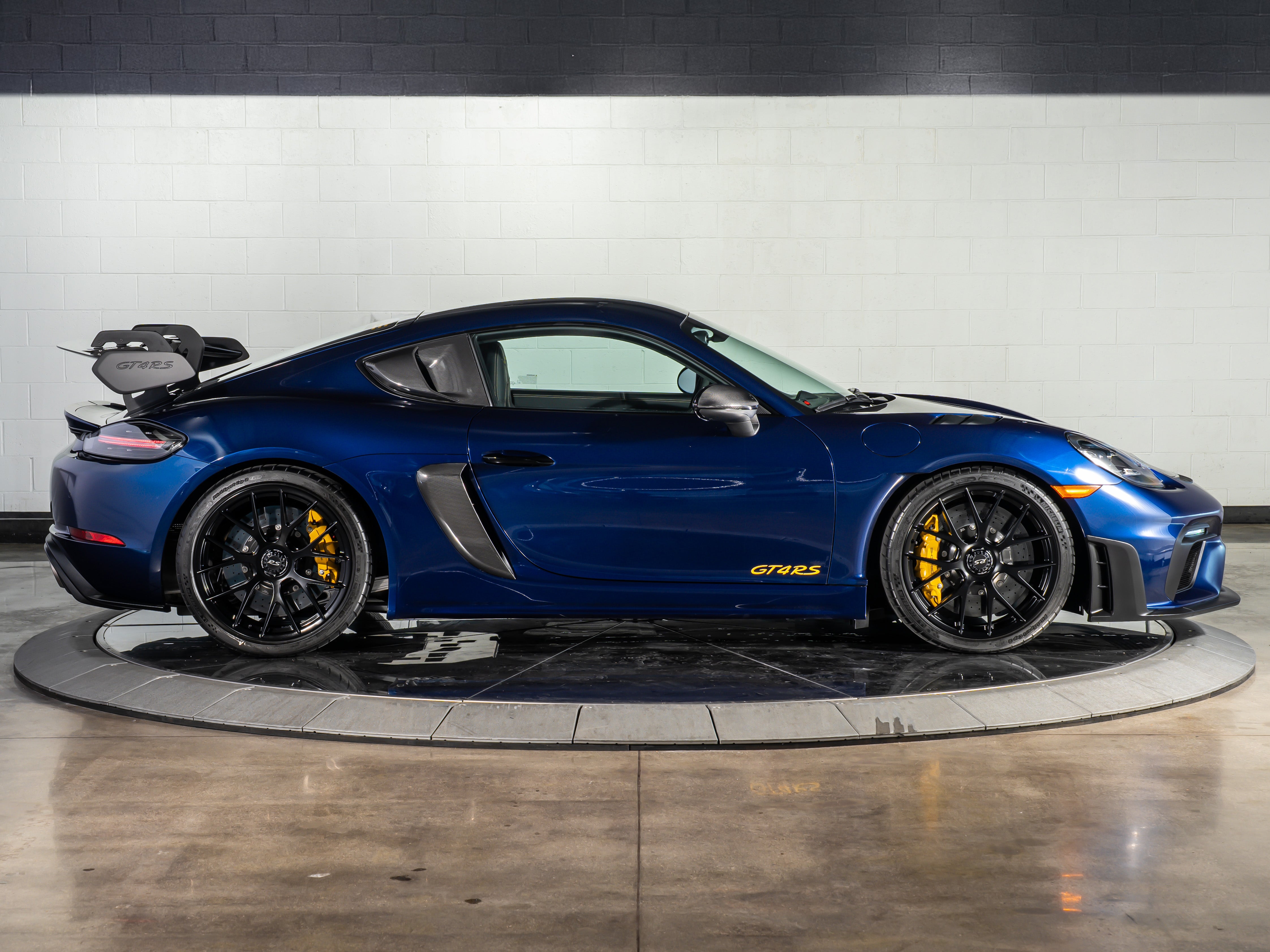 2025 Porsche 718 Cayman GT4 RS