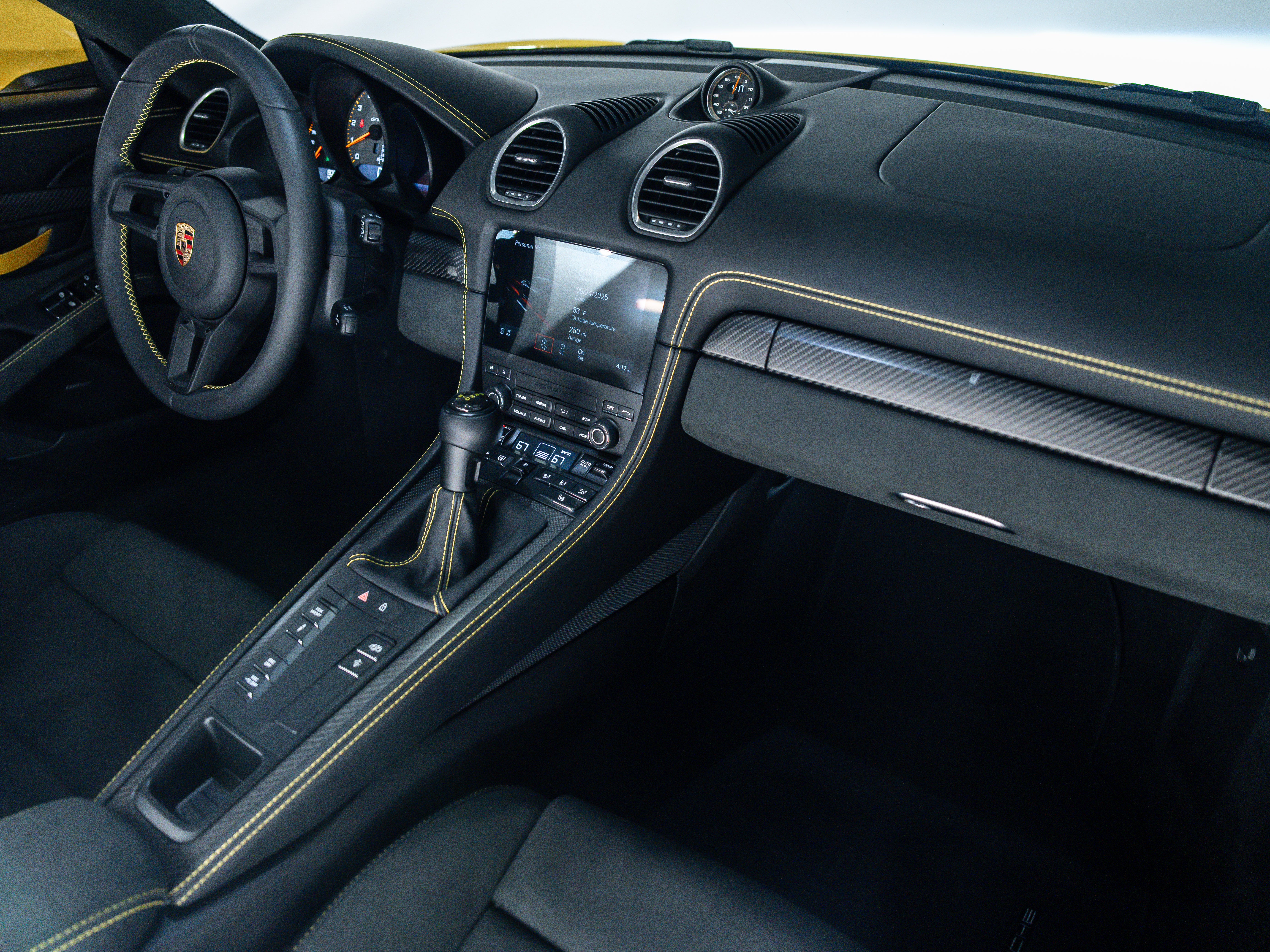2025 Porsche 718 Cayman GT4 RS