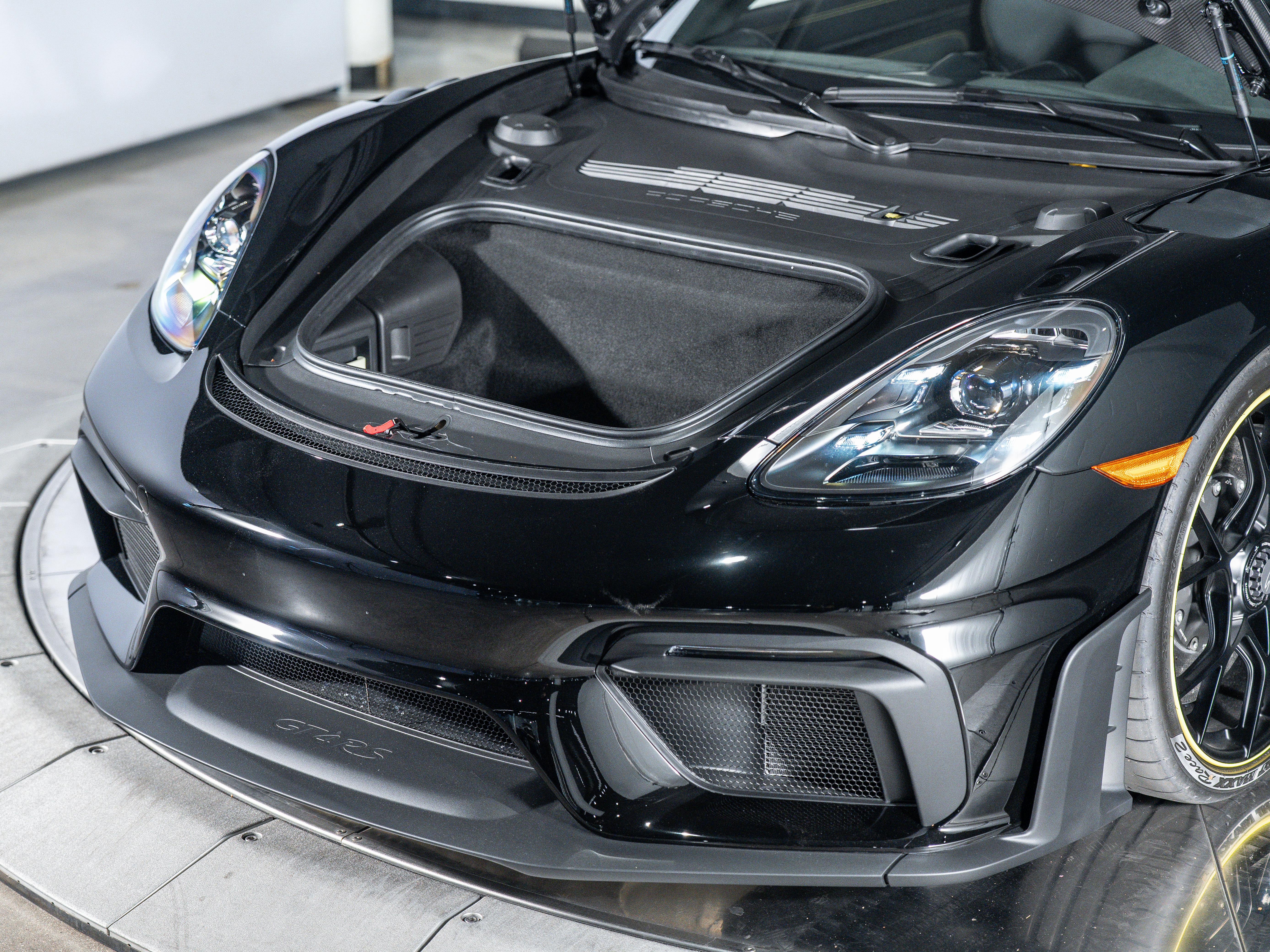 2025 Porsche 718 GT4 RS - Photo 14