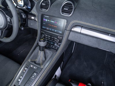 2025 Porsche 718 Cayman GT4 RS