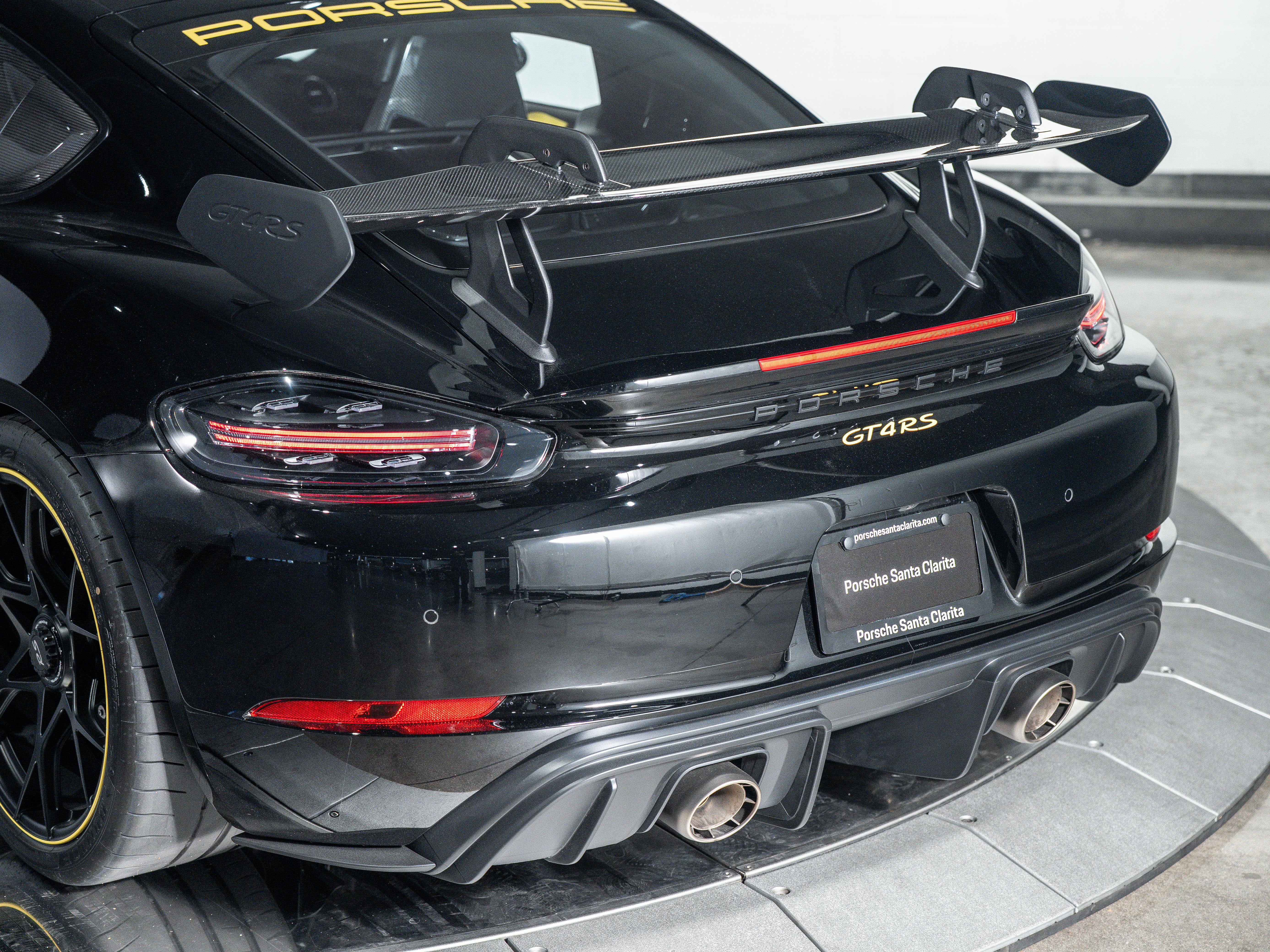 2025 Porsche 718 Cayman GT4 RS