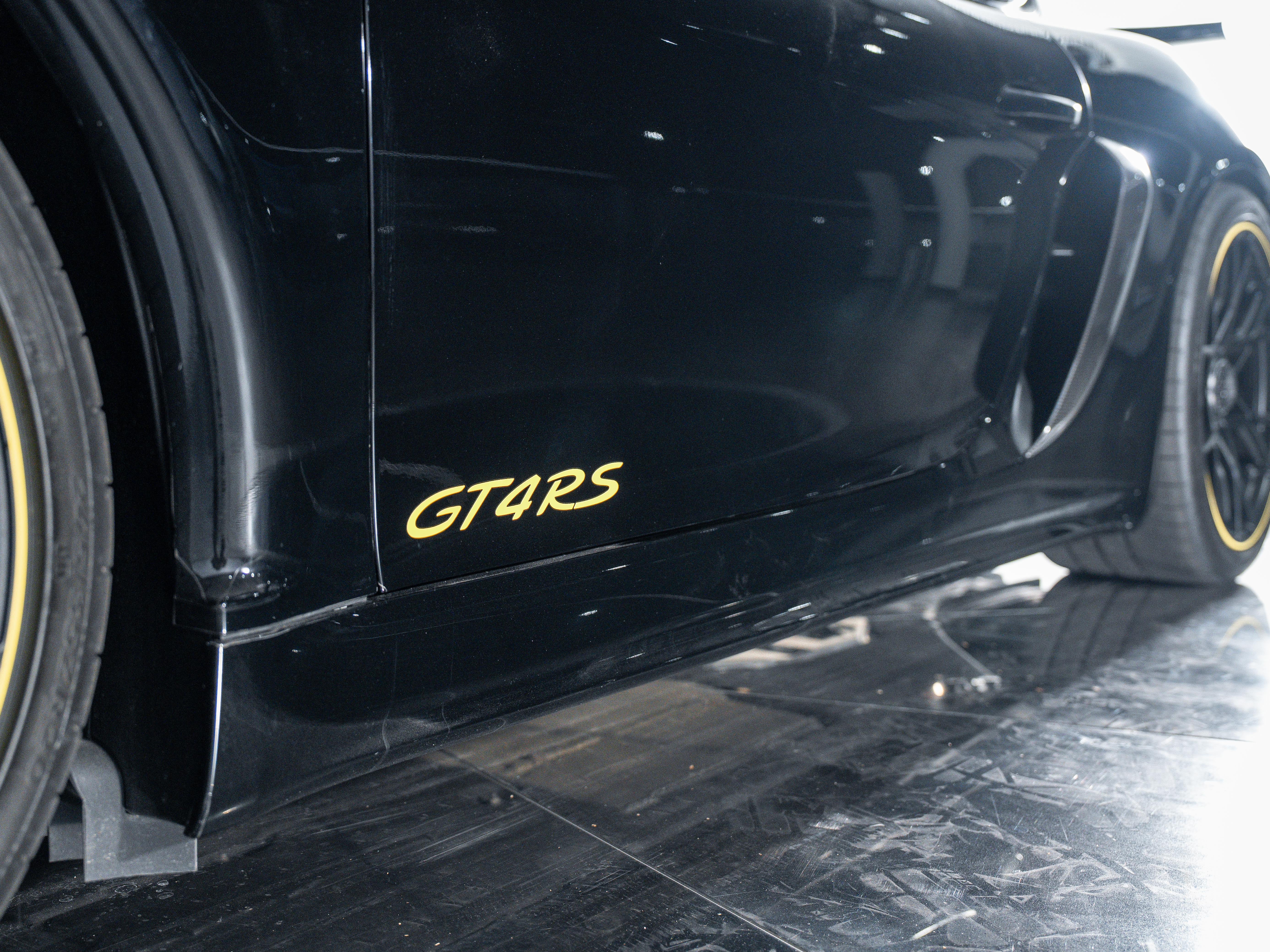 2025 Porsche 718 Cayman GT4 RS