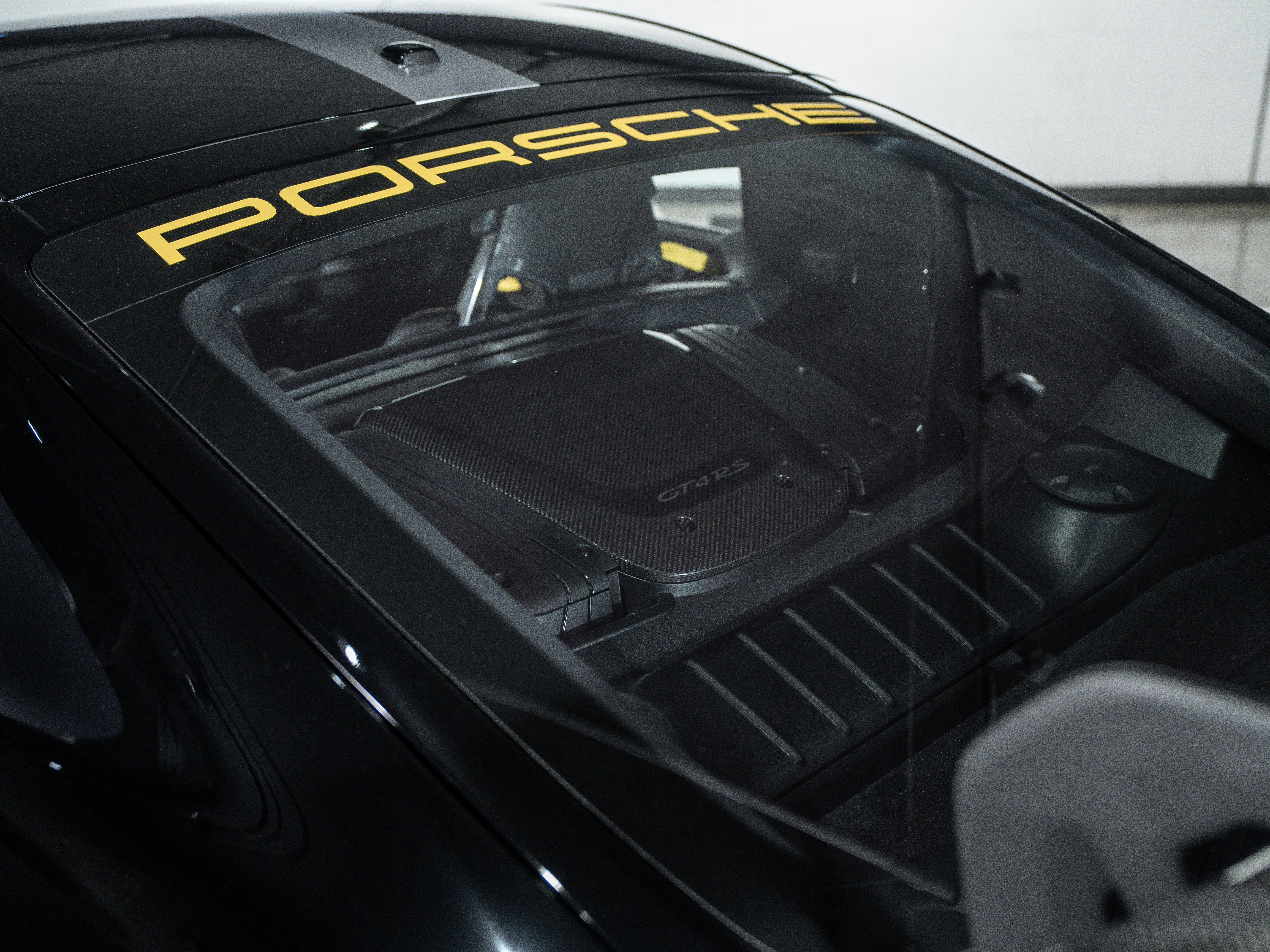 2025 Porsche 718 Cayman GT4 RS