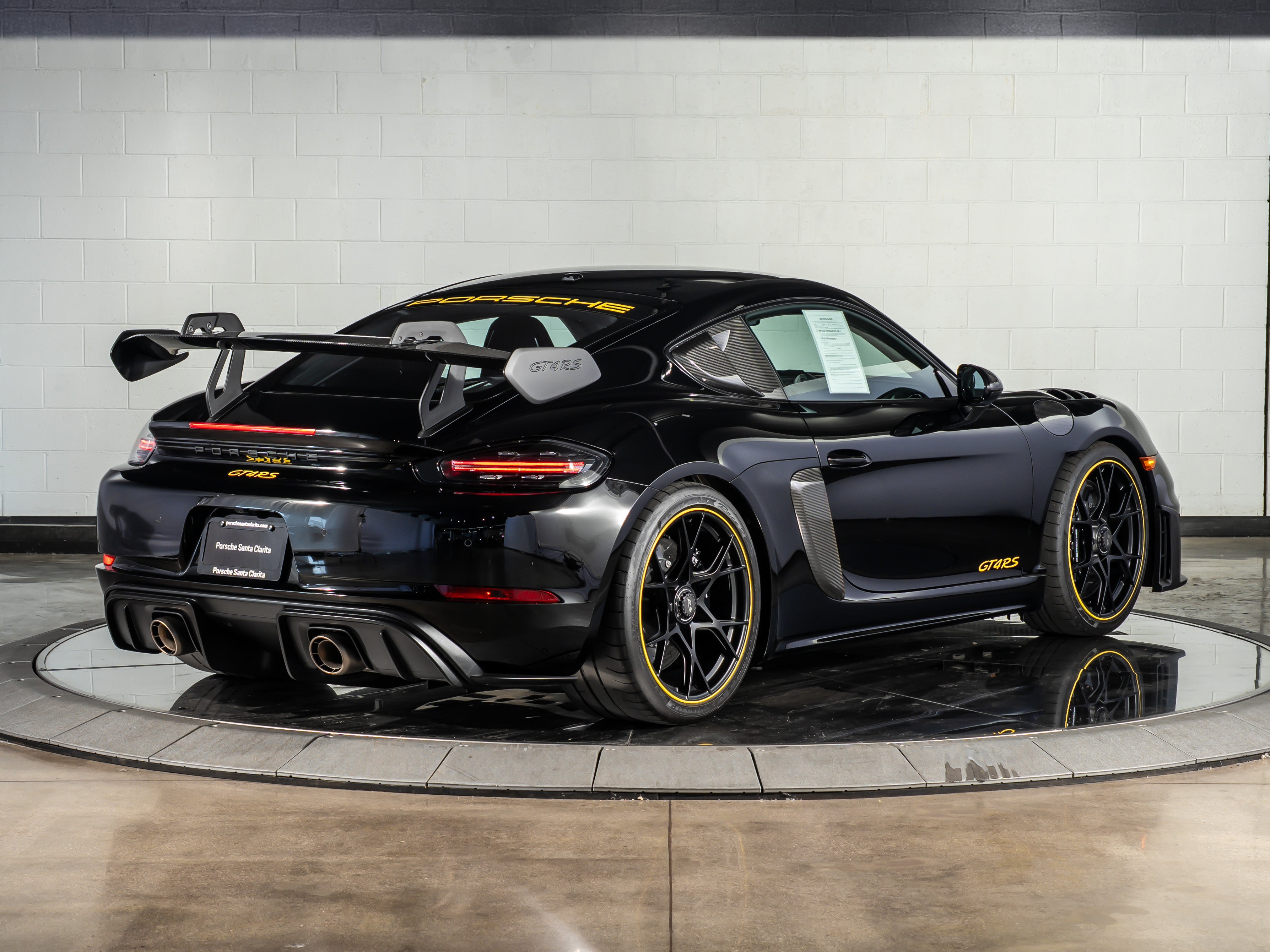 2025 Porsche 718 Cayman GT4 RS