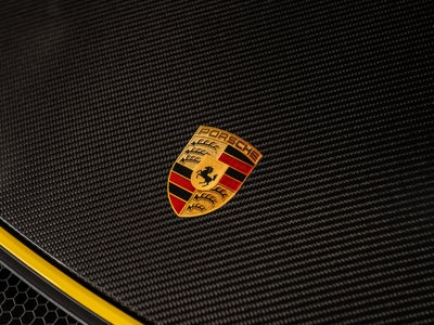 2025 Porsche 718 Cayman GT4 RS