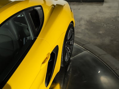 2025 Porsche 718 Cayman GT4 RS