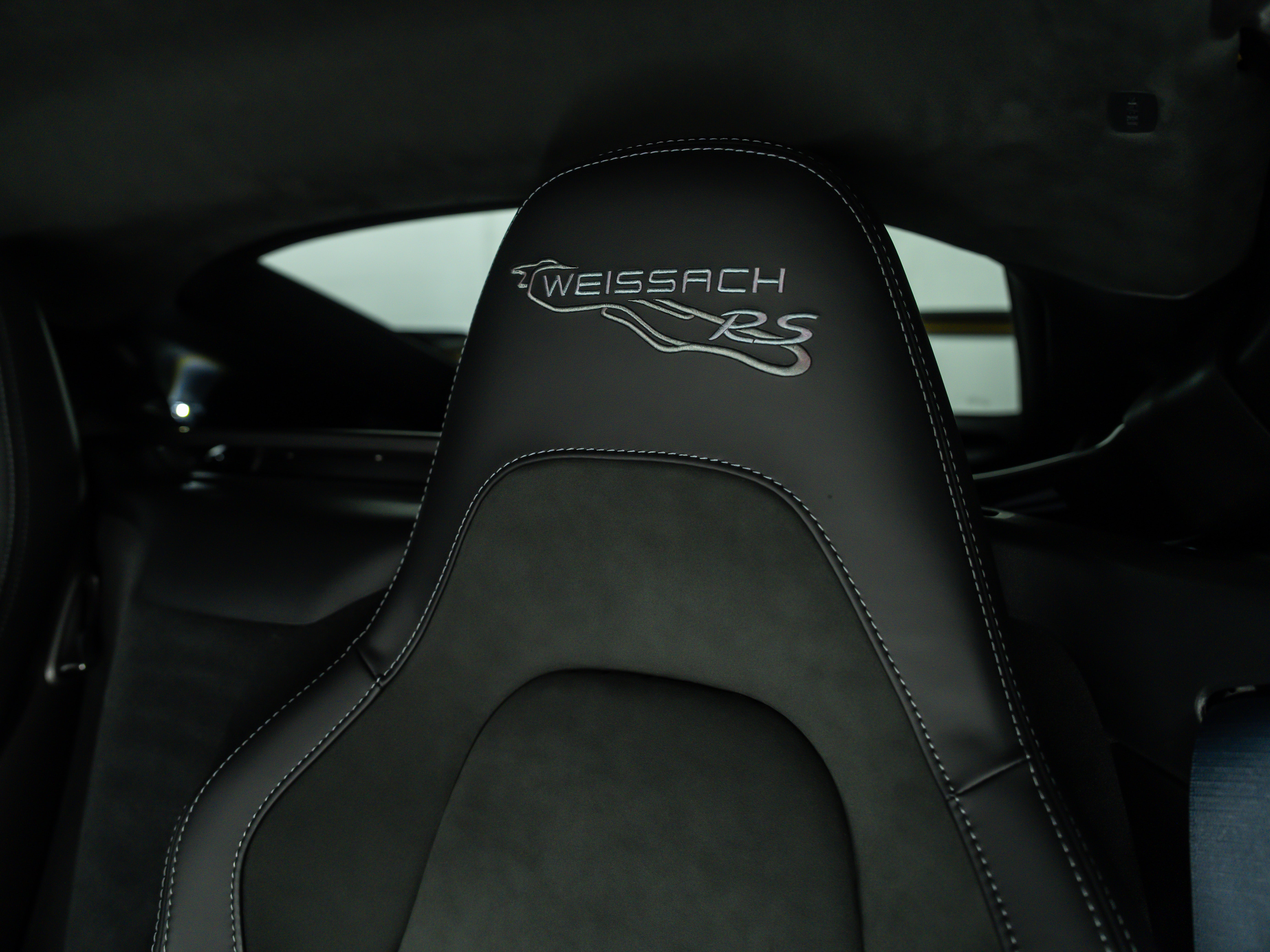 2025 Porsche 718 Cayman GT4 RS