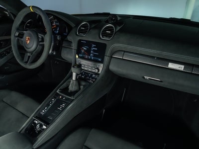 2025 Porsche 718 Cayman GT4 RS
