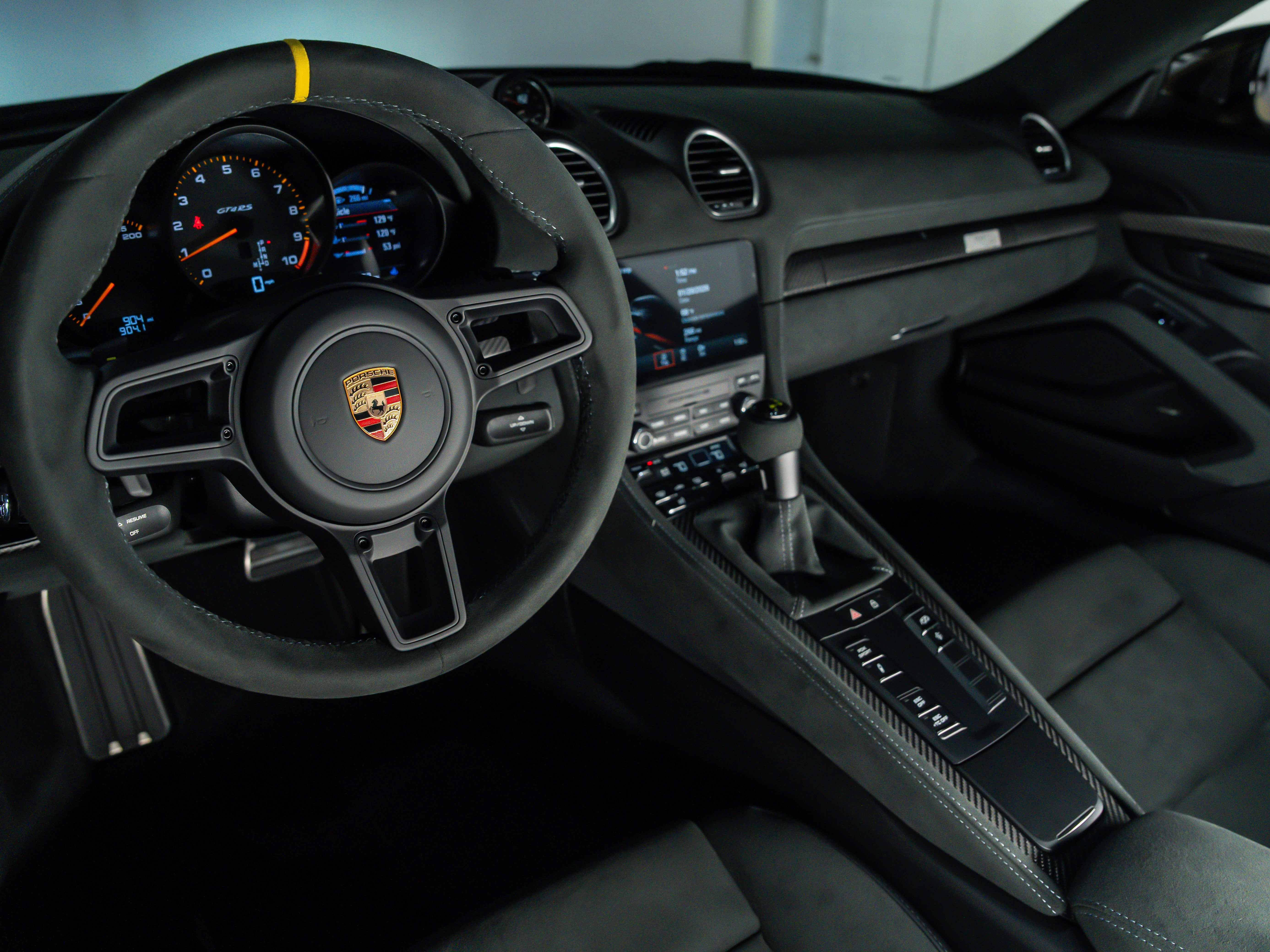 2025 Porsche 718 Cayman GT4 RS