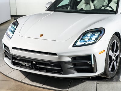 2026 Porsche Panamera 4 E-Hybrid