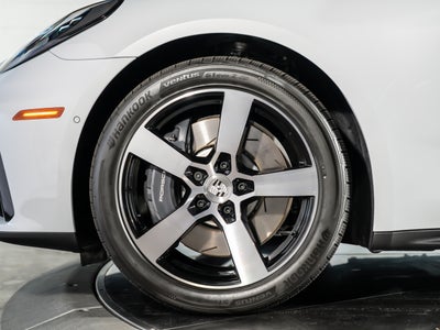 2026 Porsche Panamera 4 E-Hybrid