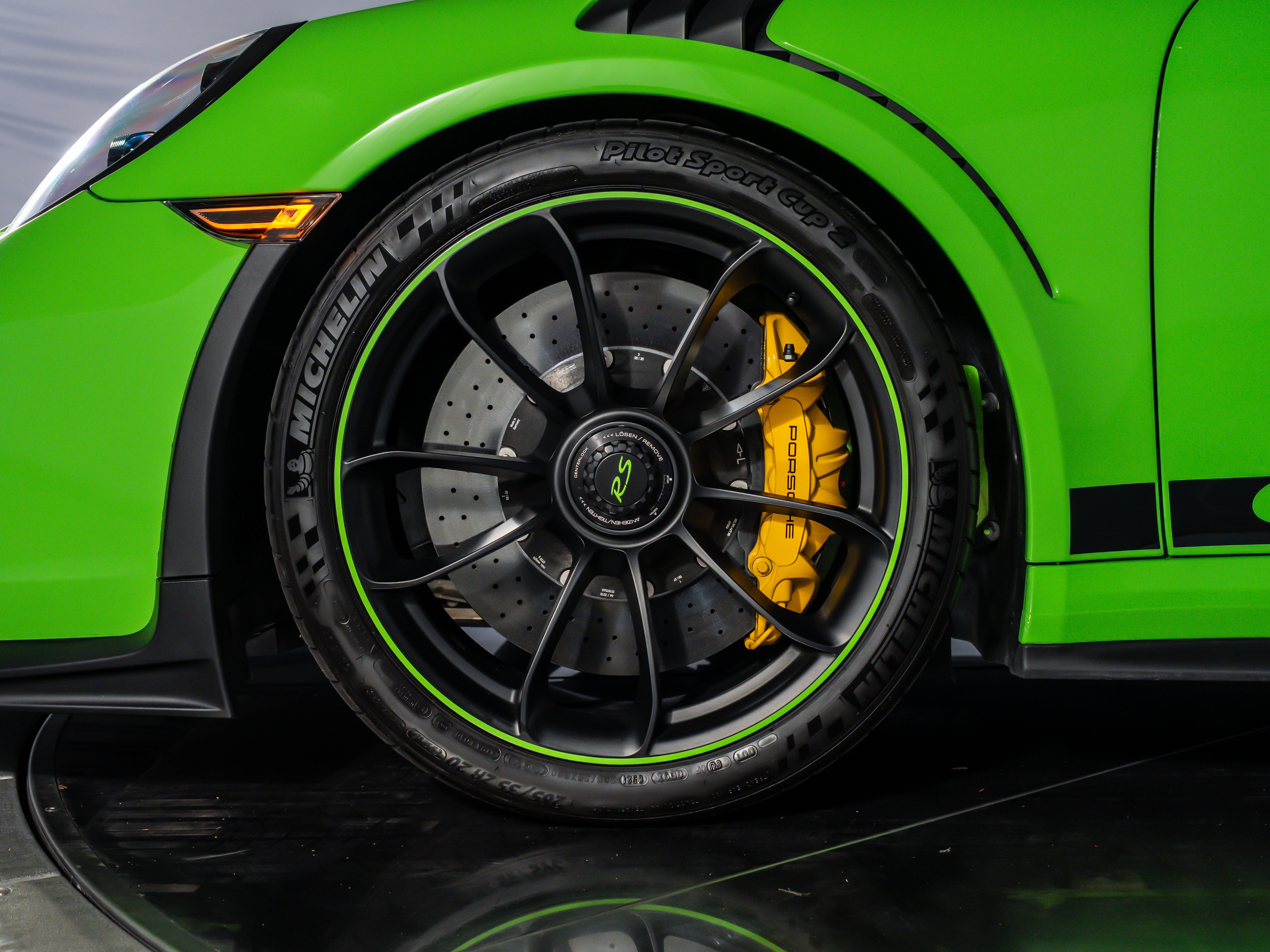 2019 Porsche 911 GT3 RS