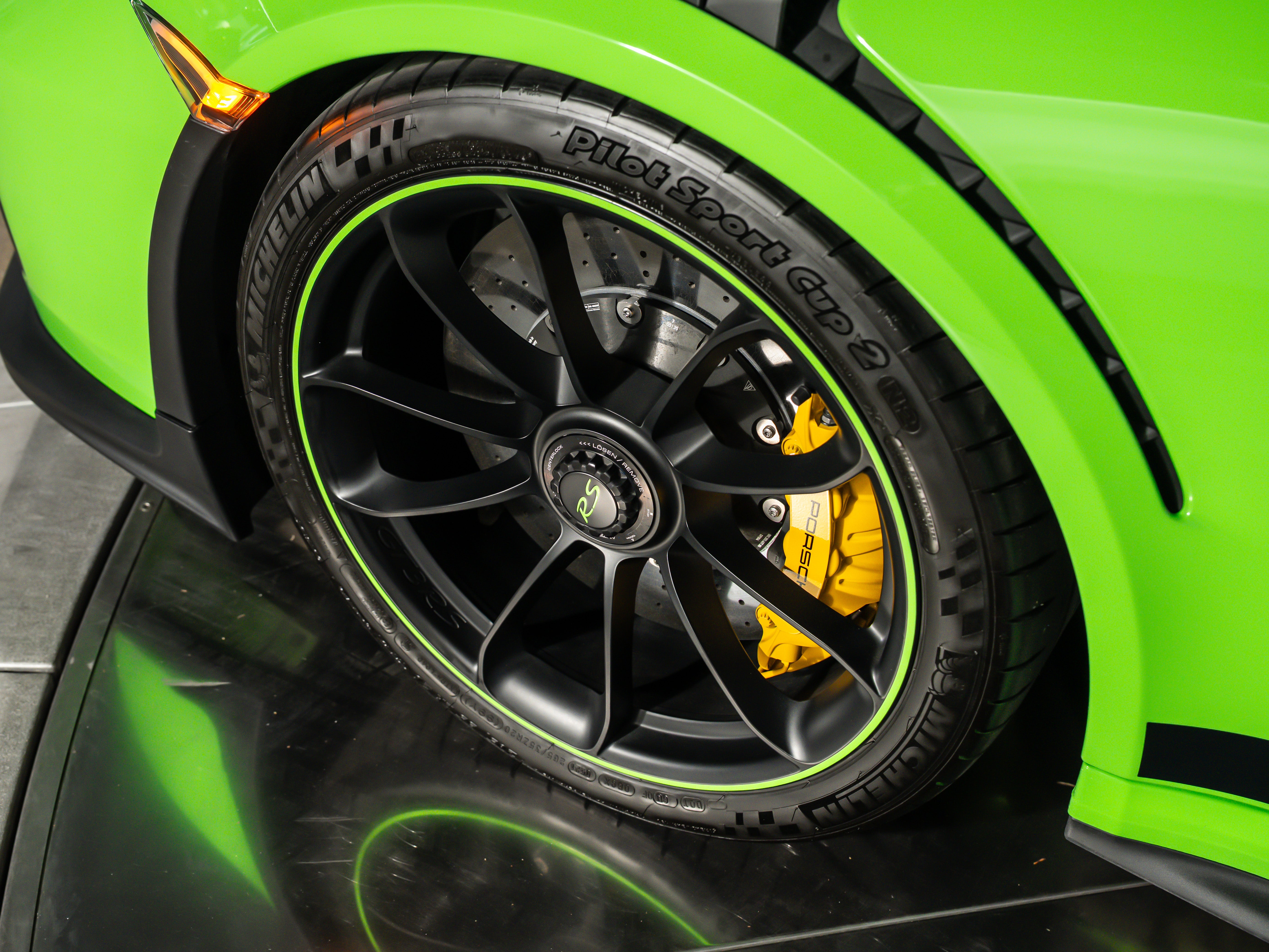 2019 Porsche 911 GT3 RS