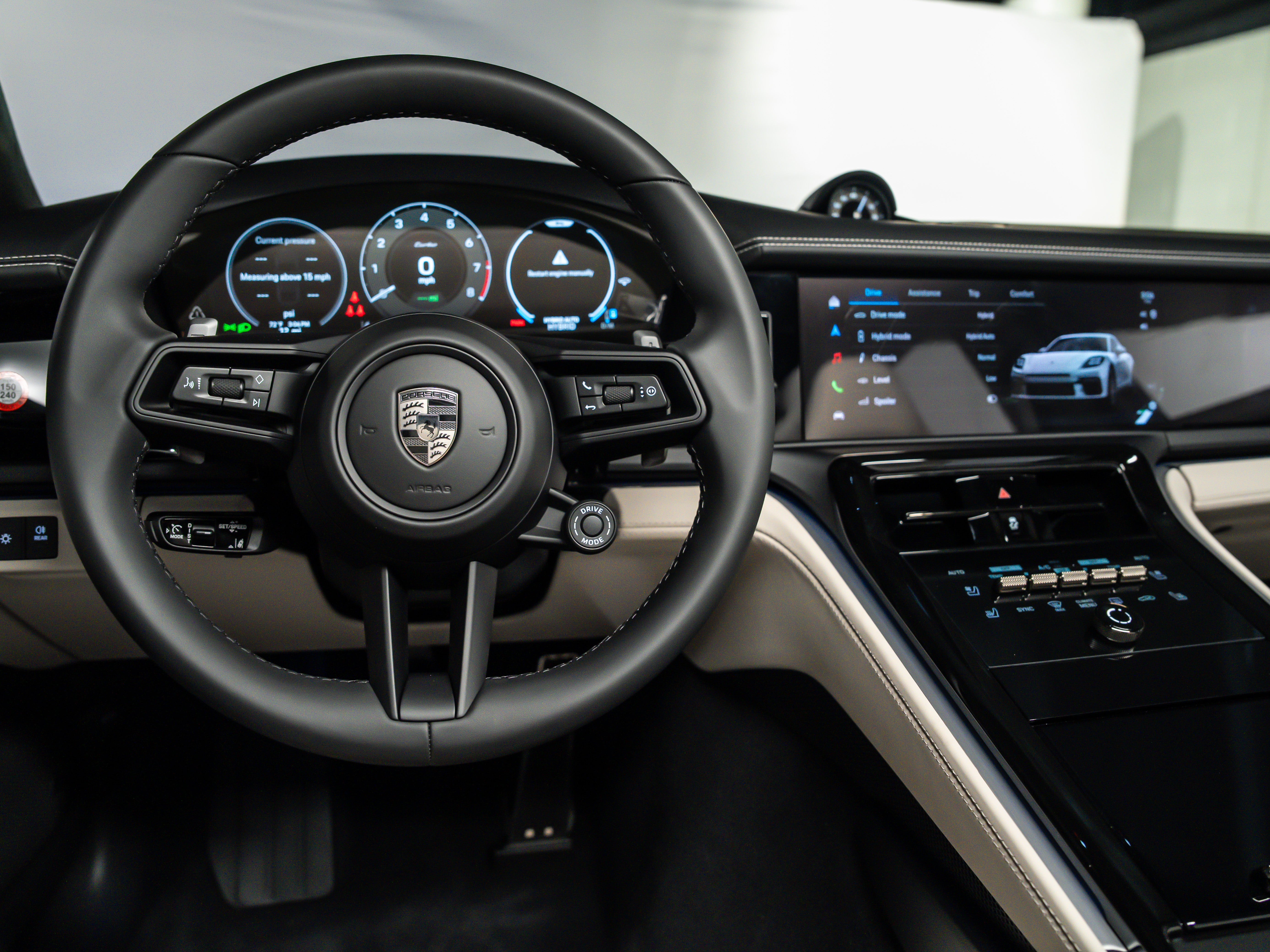2026 Porsche Panamera Turbo E-Hybrid