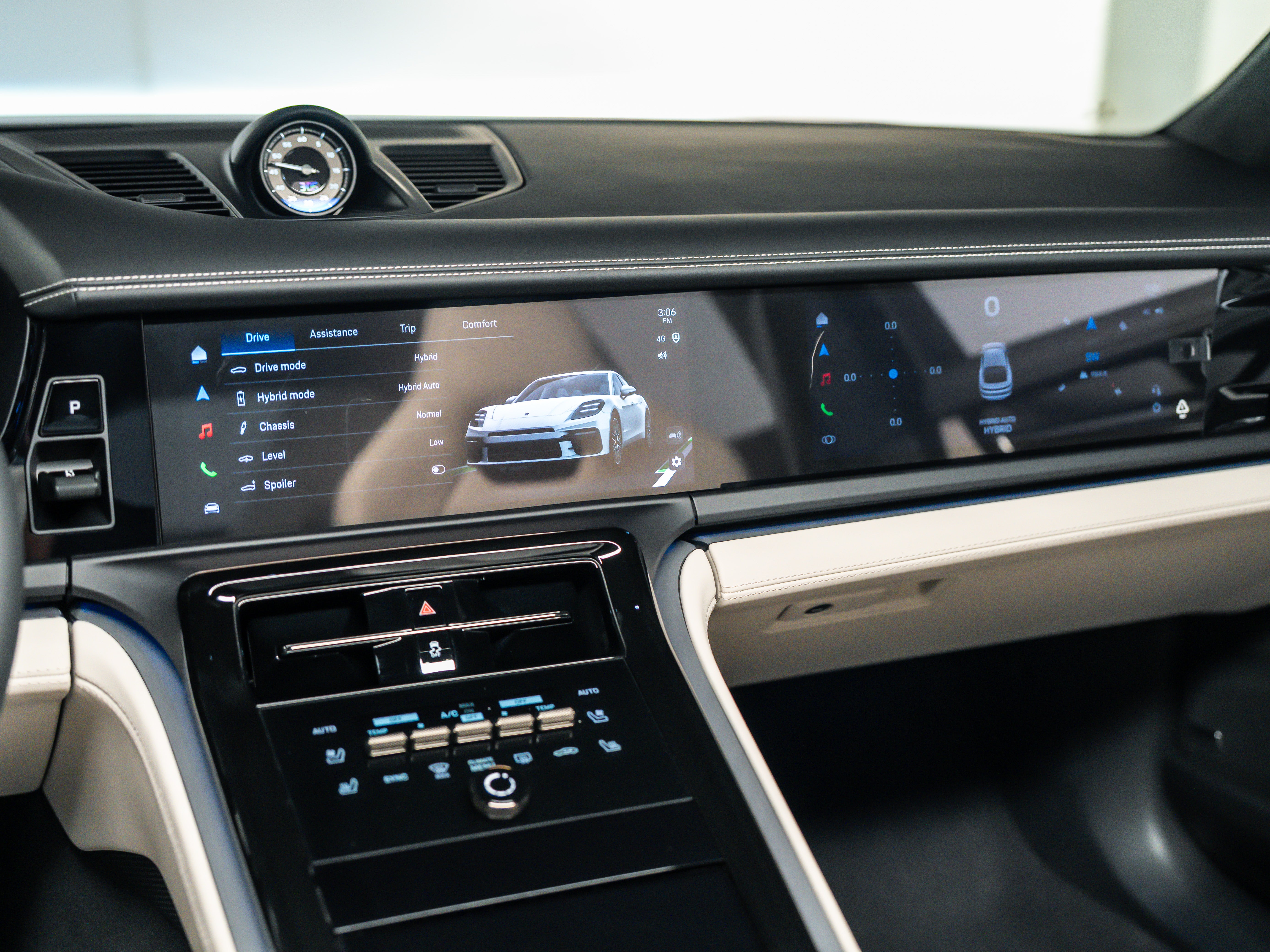 2026 Porsche Panamera Turbo E-Hybrid