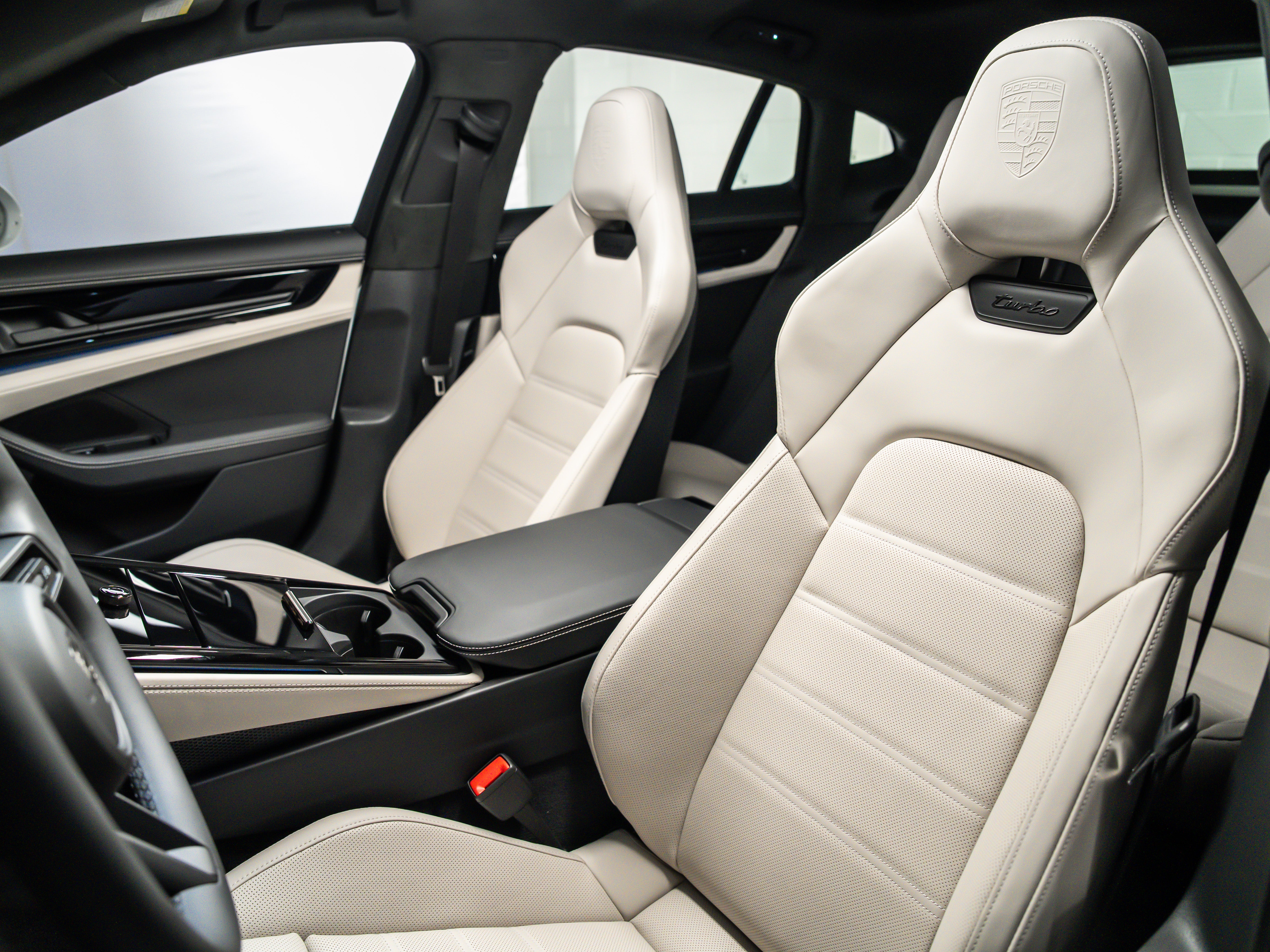 2026 Porsche Panamera Turbo E-Hybrid
