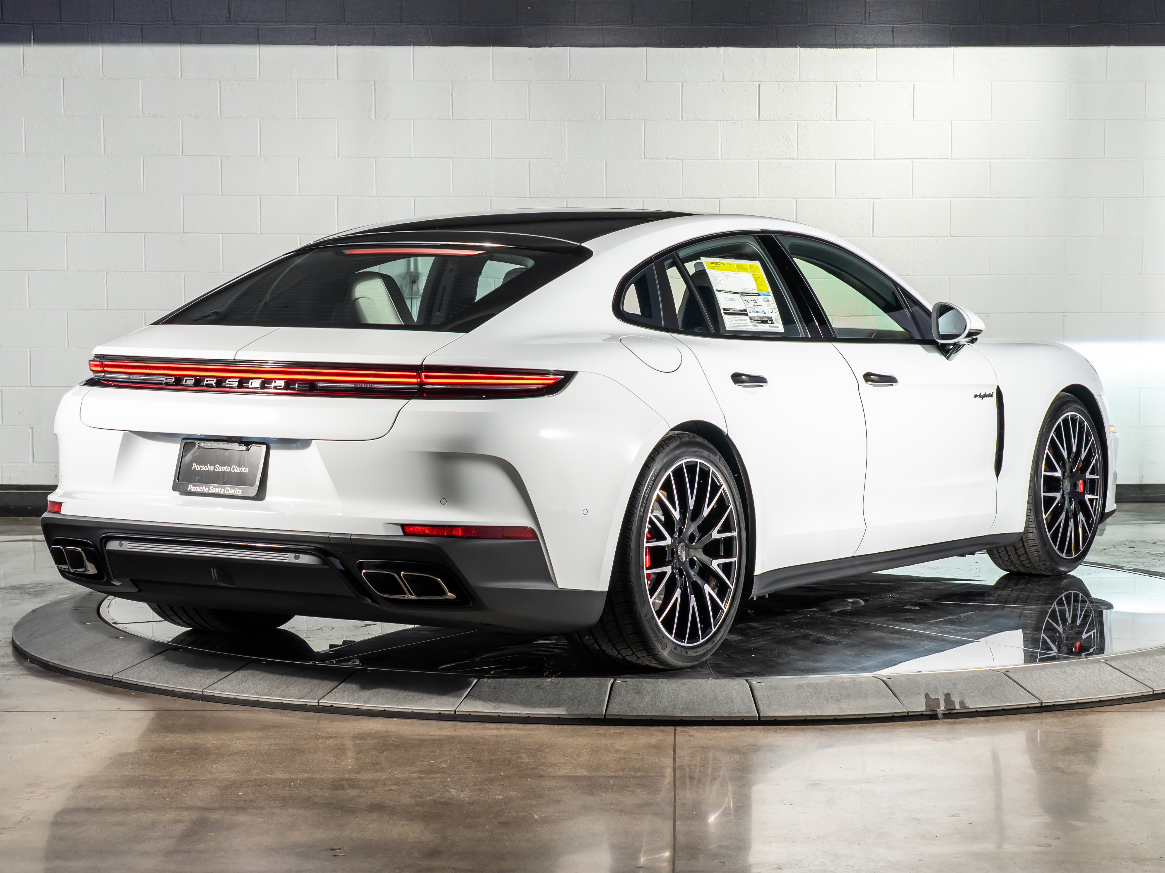2026 Porsche Panamera Turbo E-Hybrid
