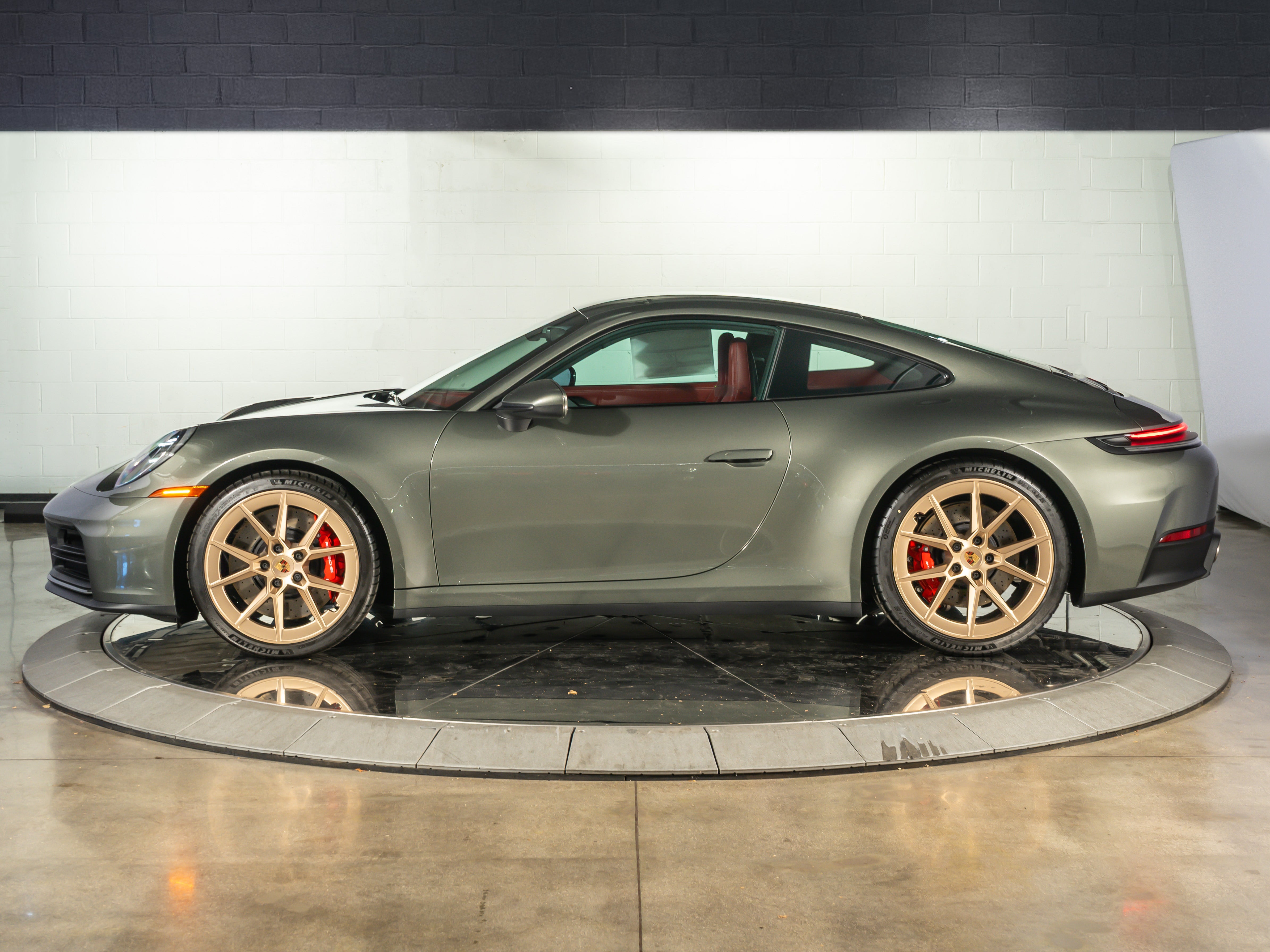 2026 Porsche 911 Carrera 4S