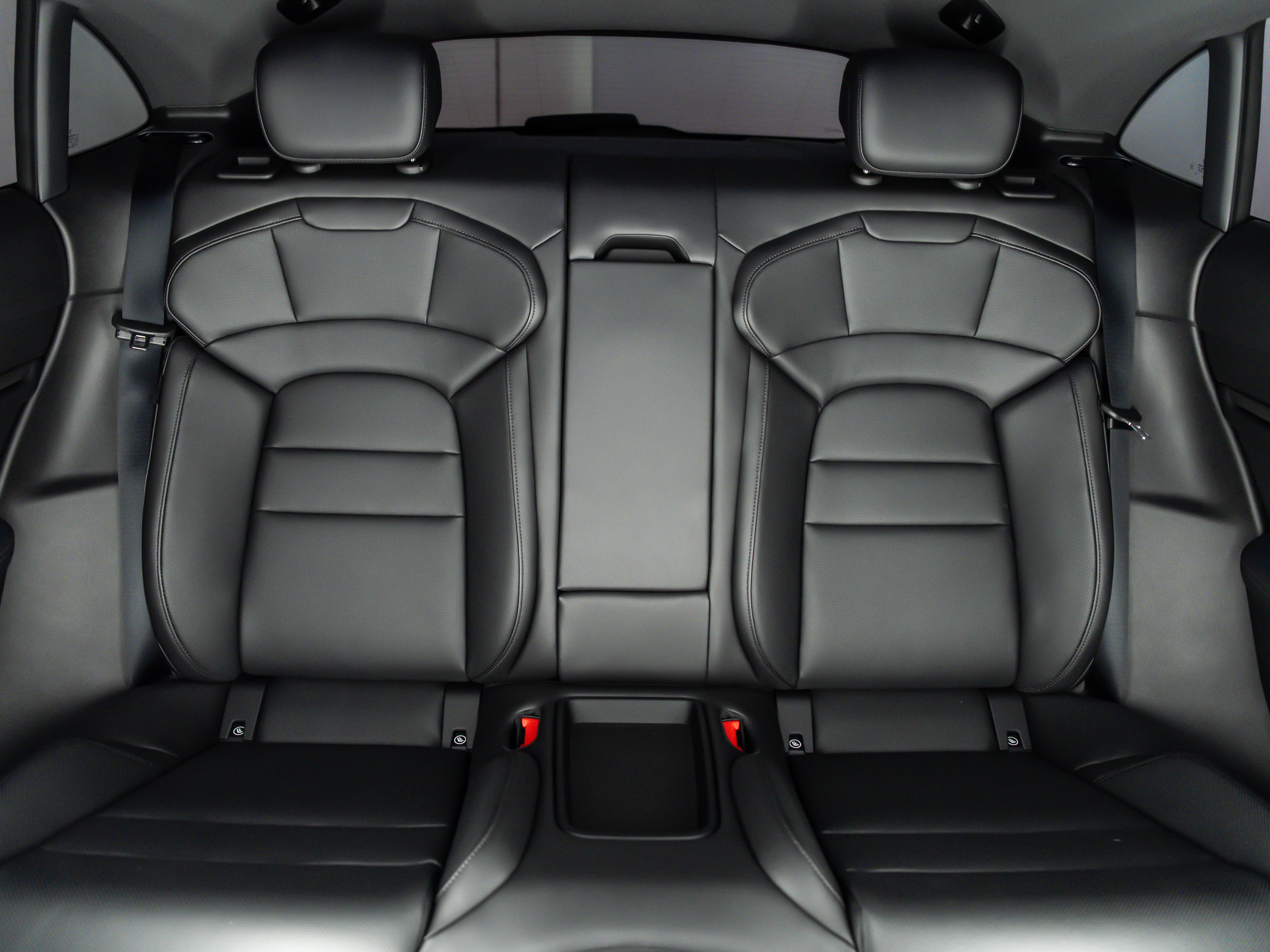 2026 Porsche Taycan Cross Turismo 4