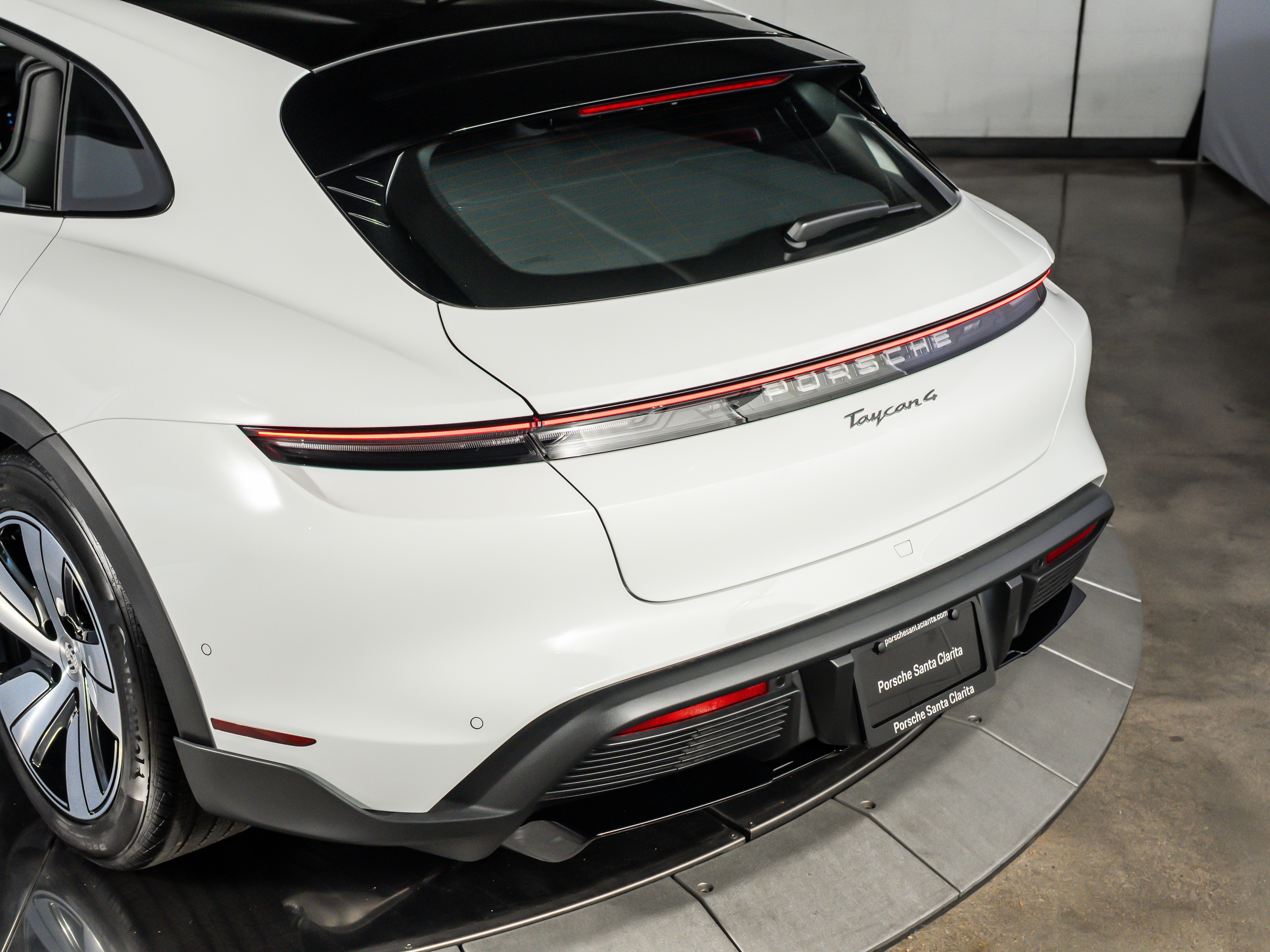 2026 Porsche Taycan Cross Turismo 4