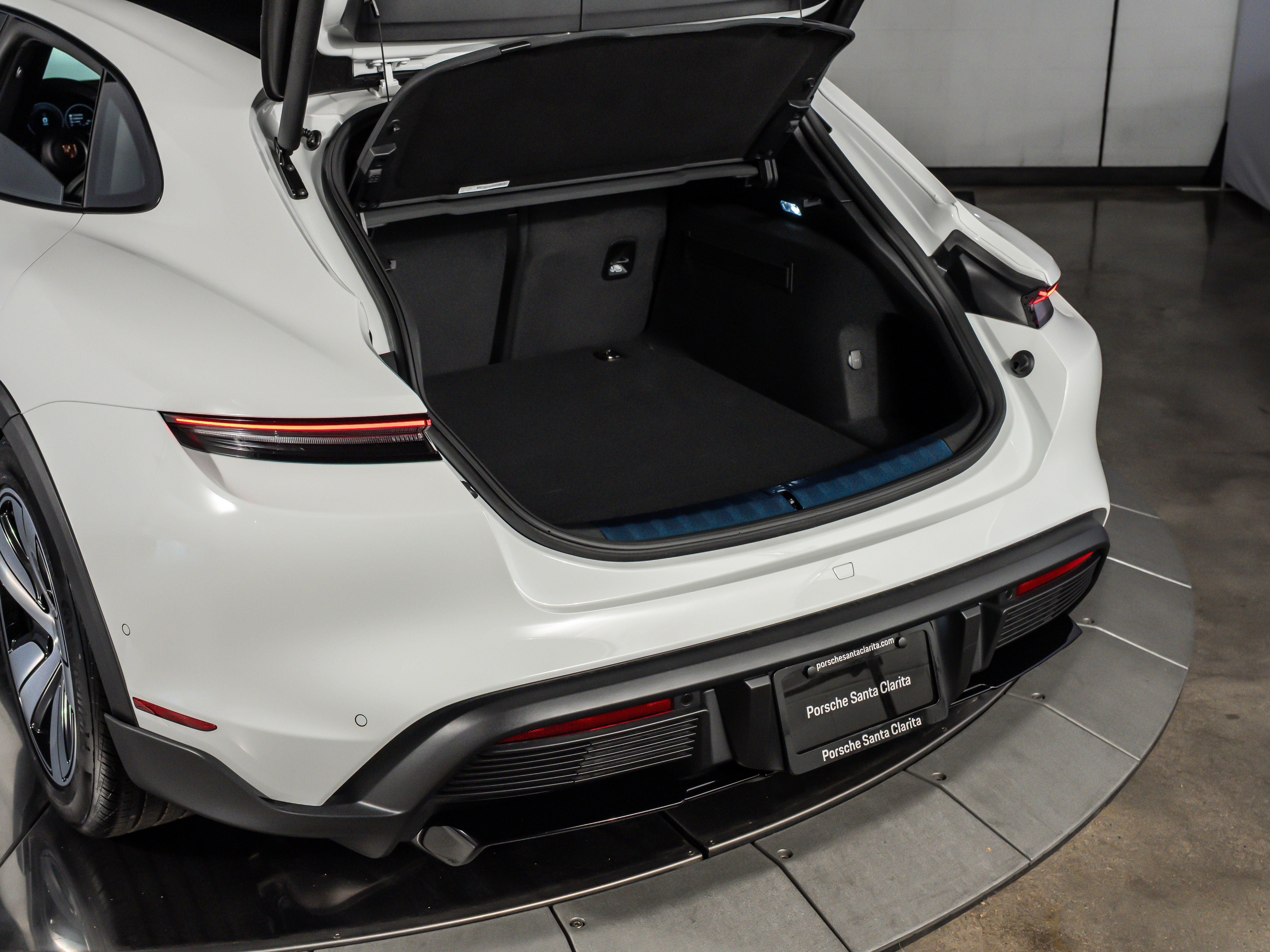2026 Porsche Taycan Cross Turismo 4