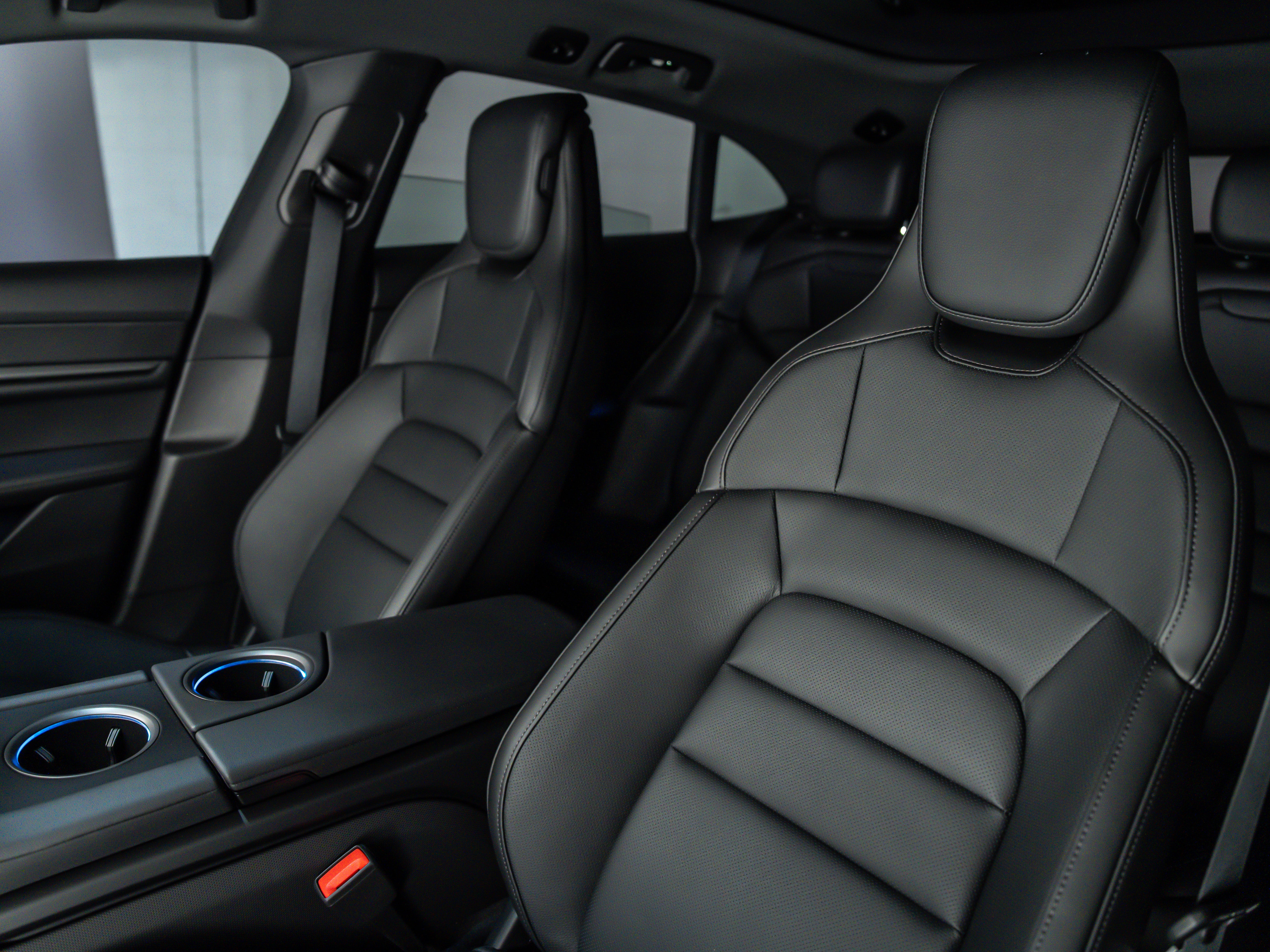 2026 Porsche Taycan Cross Turismo 4