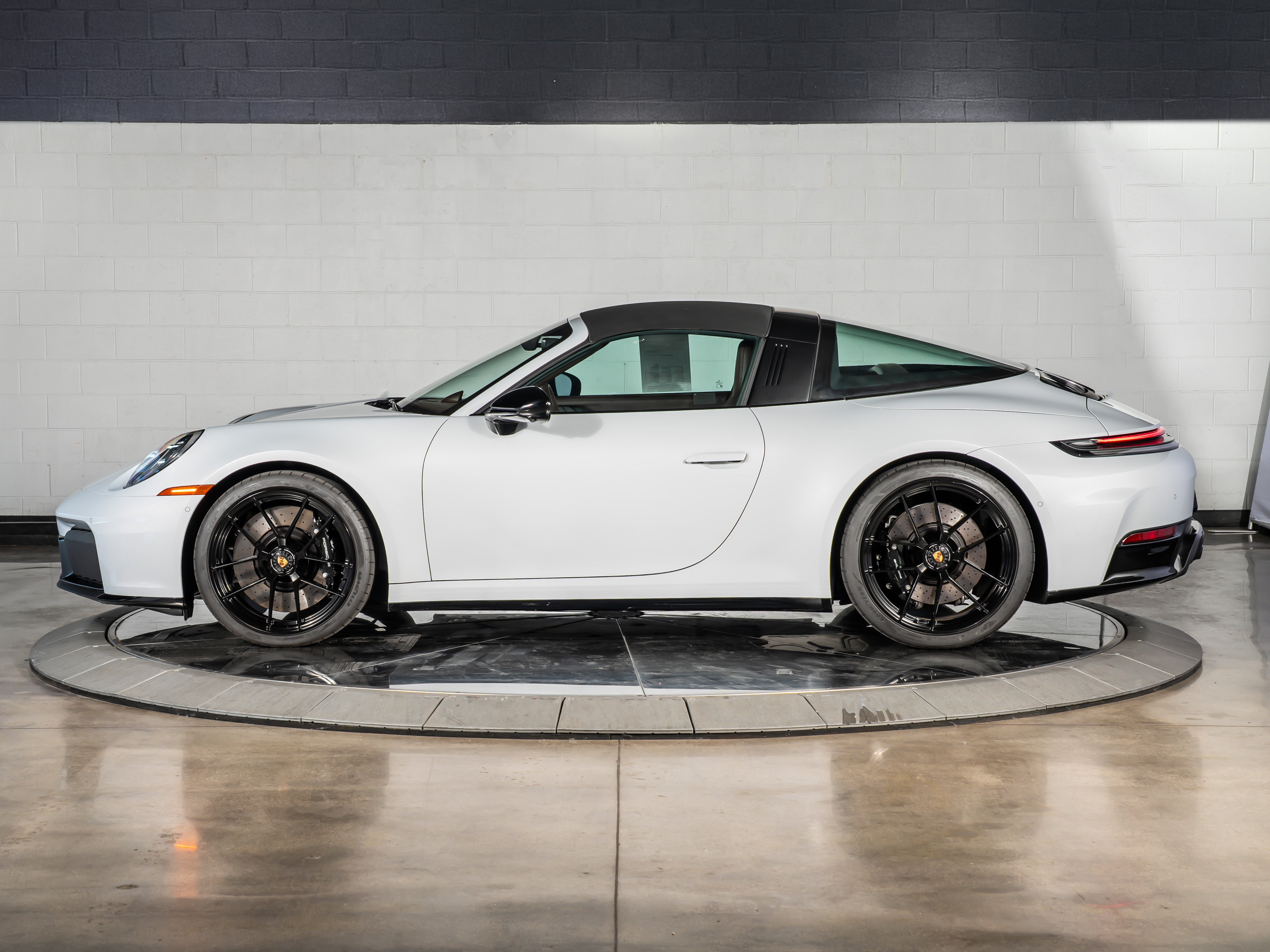 2026 Porsche 911 Targa 4 GTS