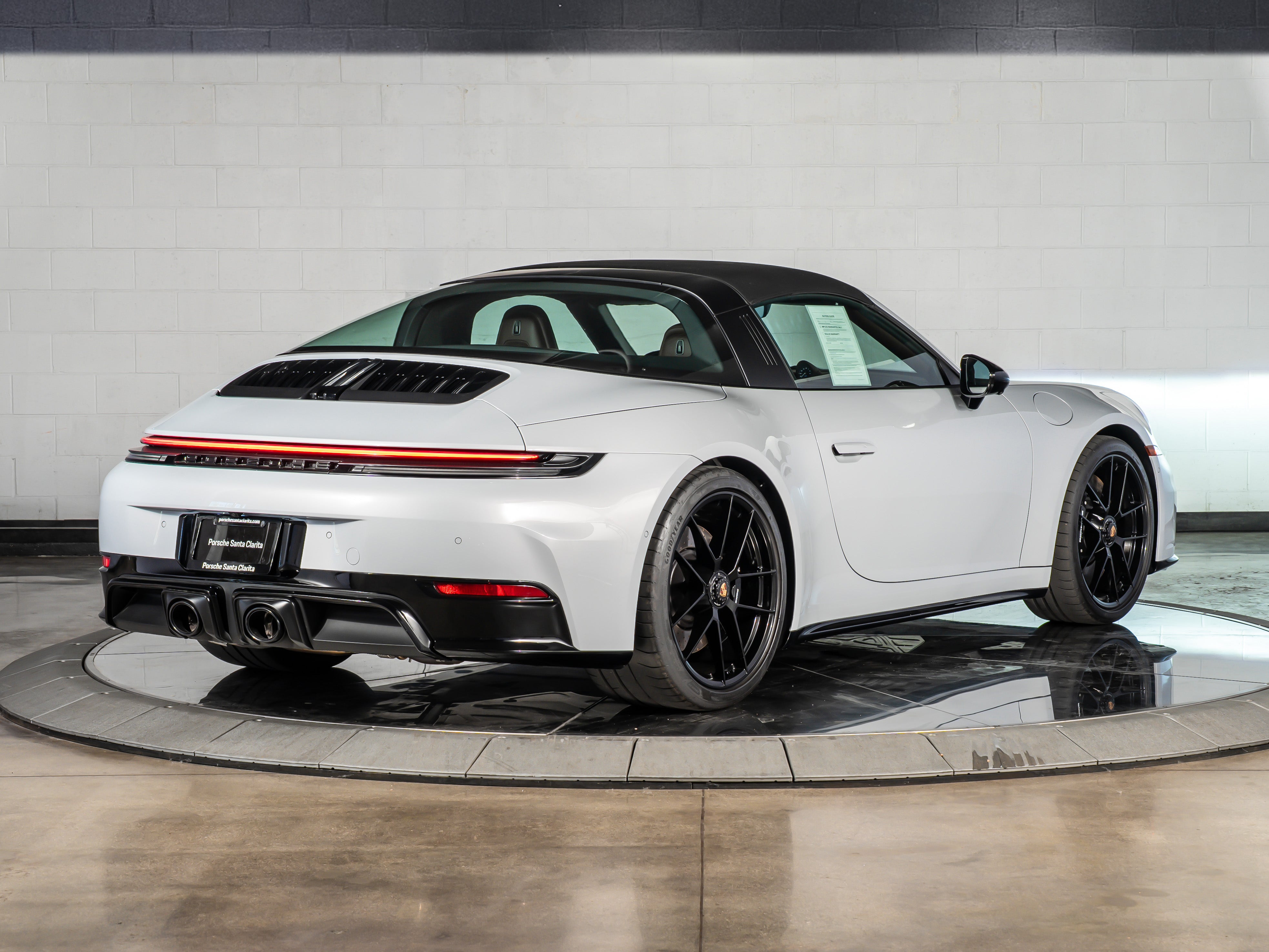 2026 Porsche 911 Targa 4 GTS
