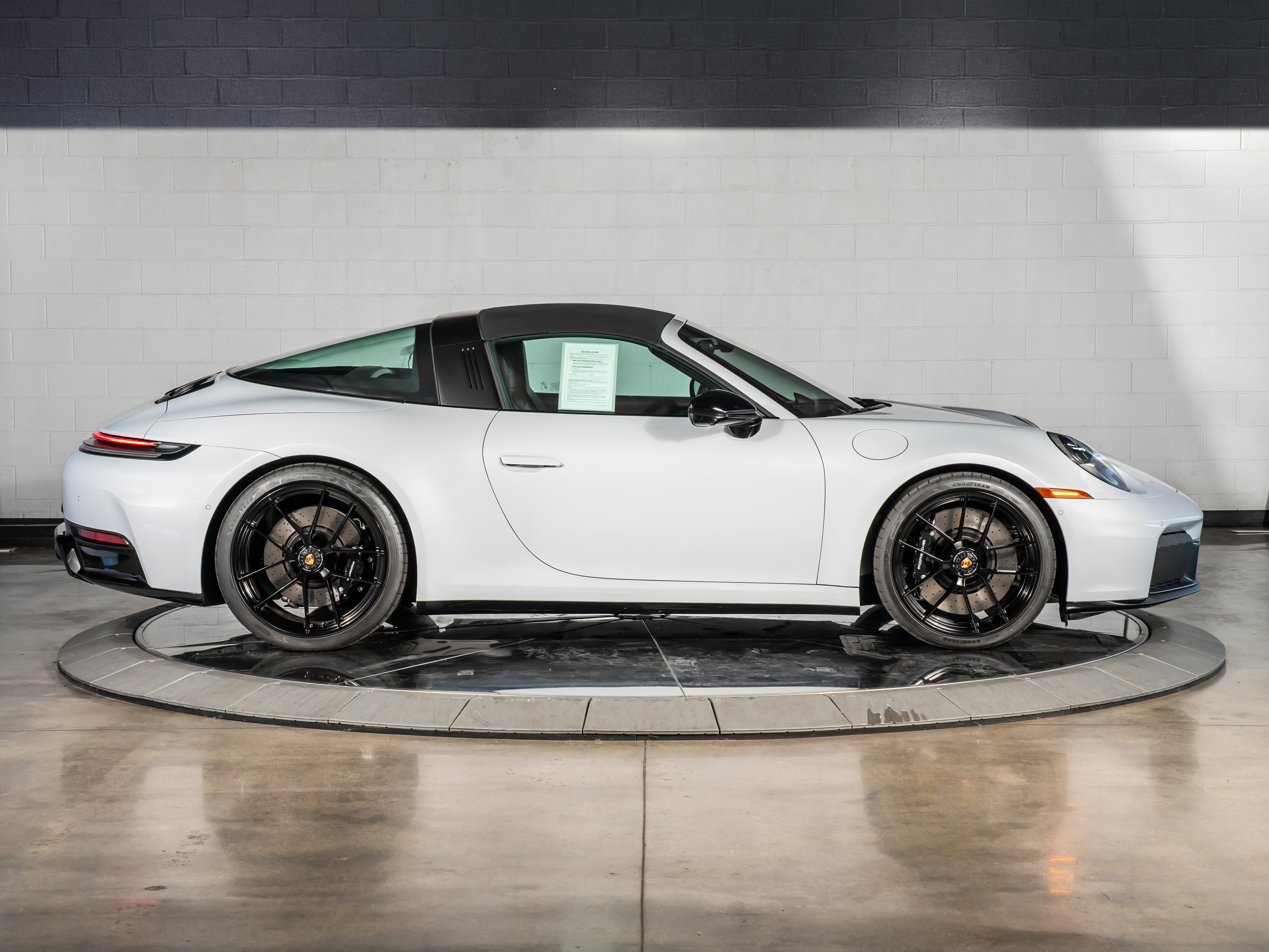 2026 Porsche 911 Targa 4 GTS