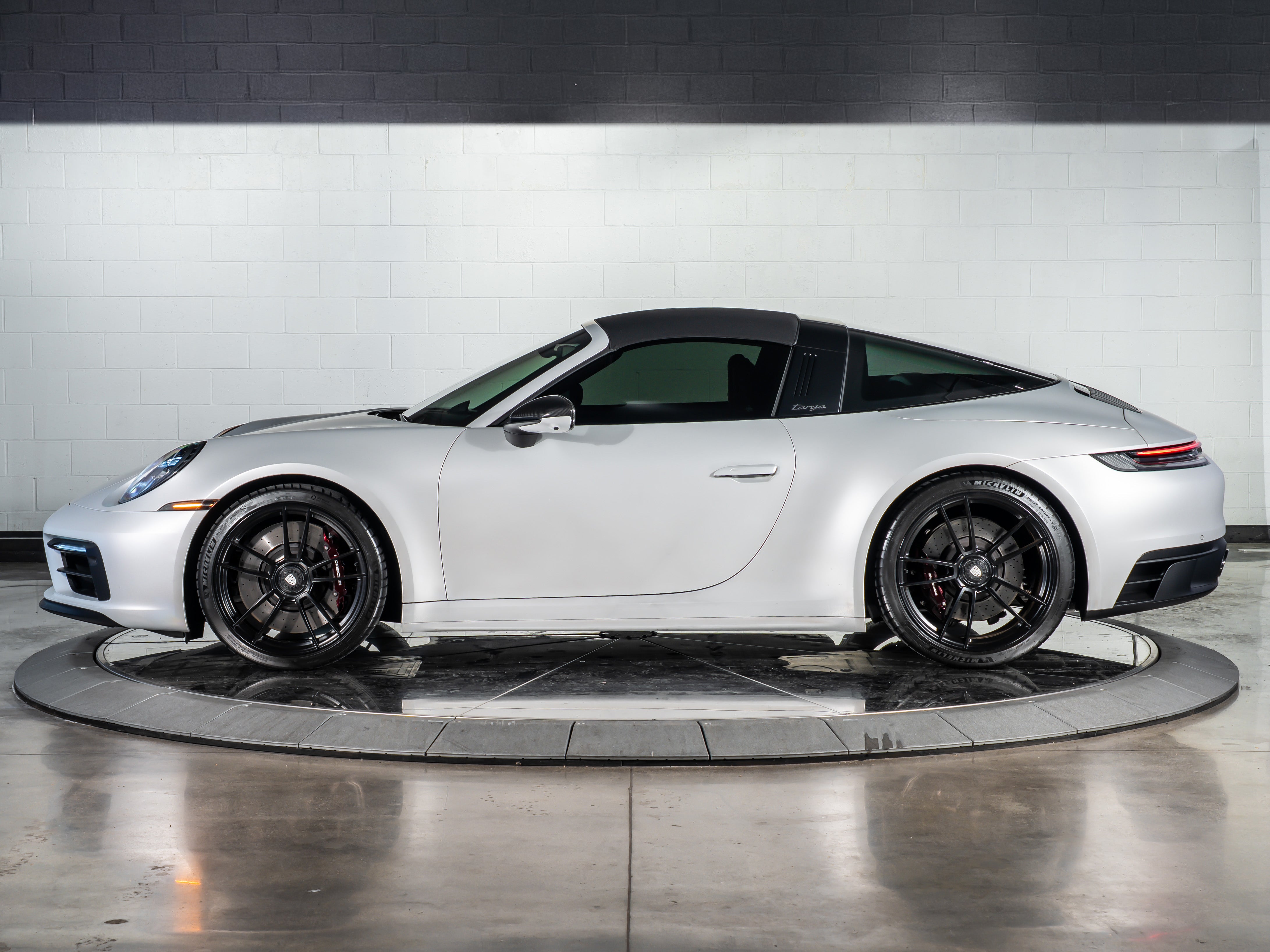 2024 Porsche 911 Targa 4 GTS