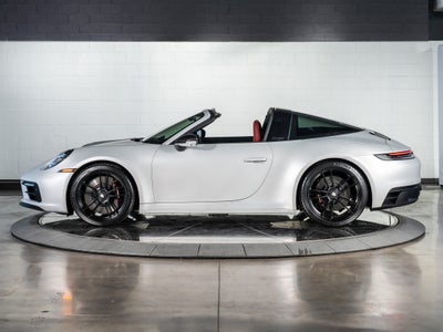 2024 Porsche 911 Targa 4 GTS