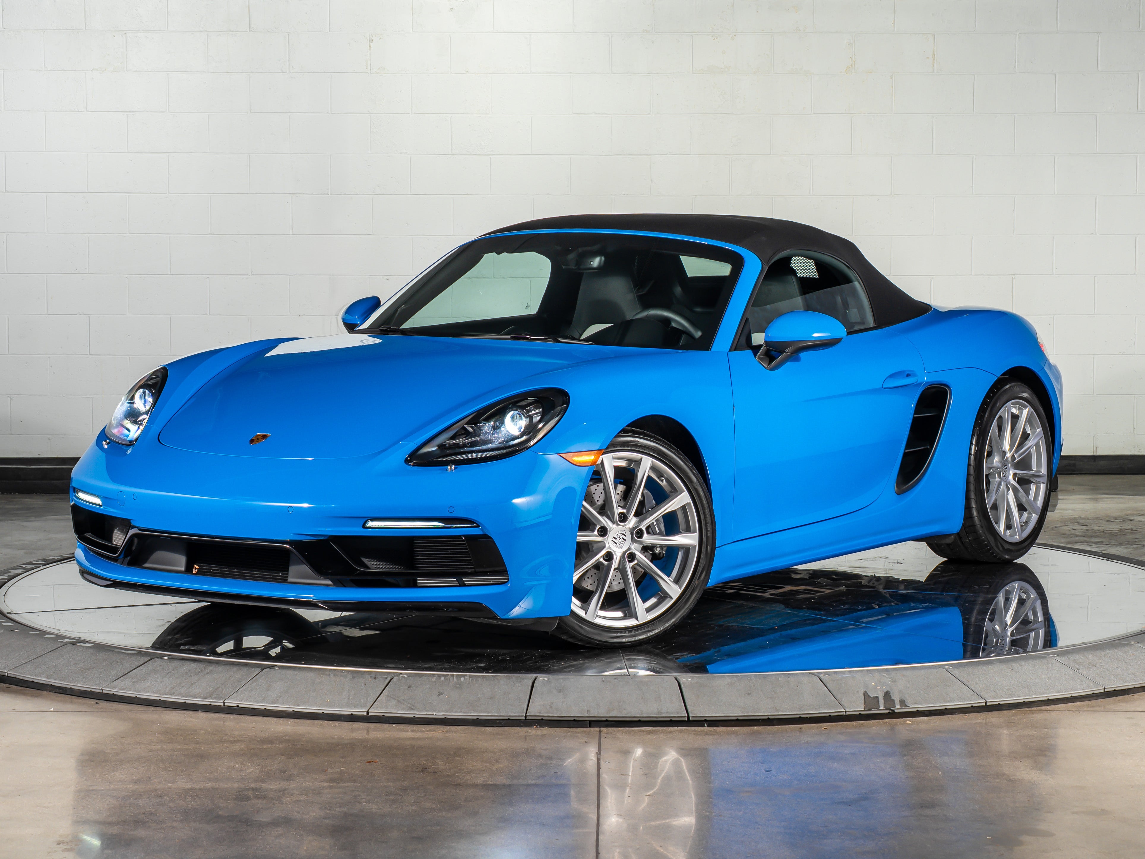 2025 Porsche 718 Boxster Roadster
