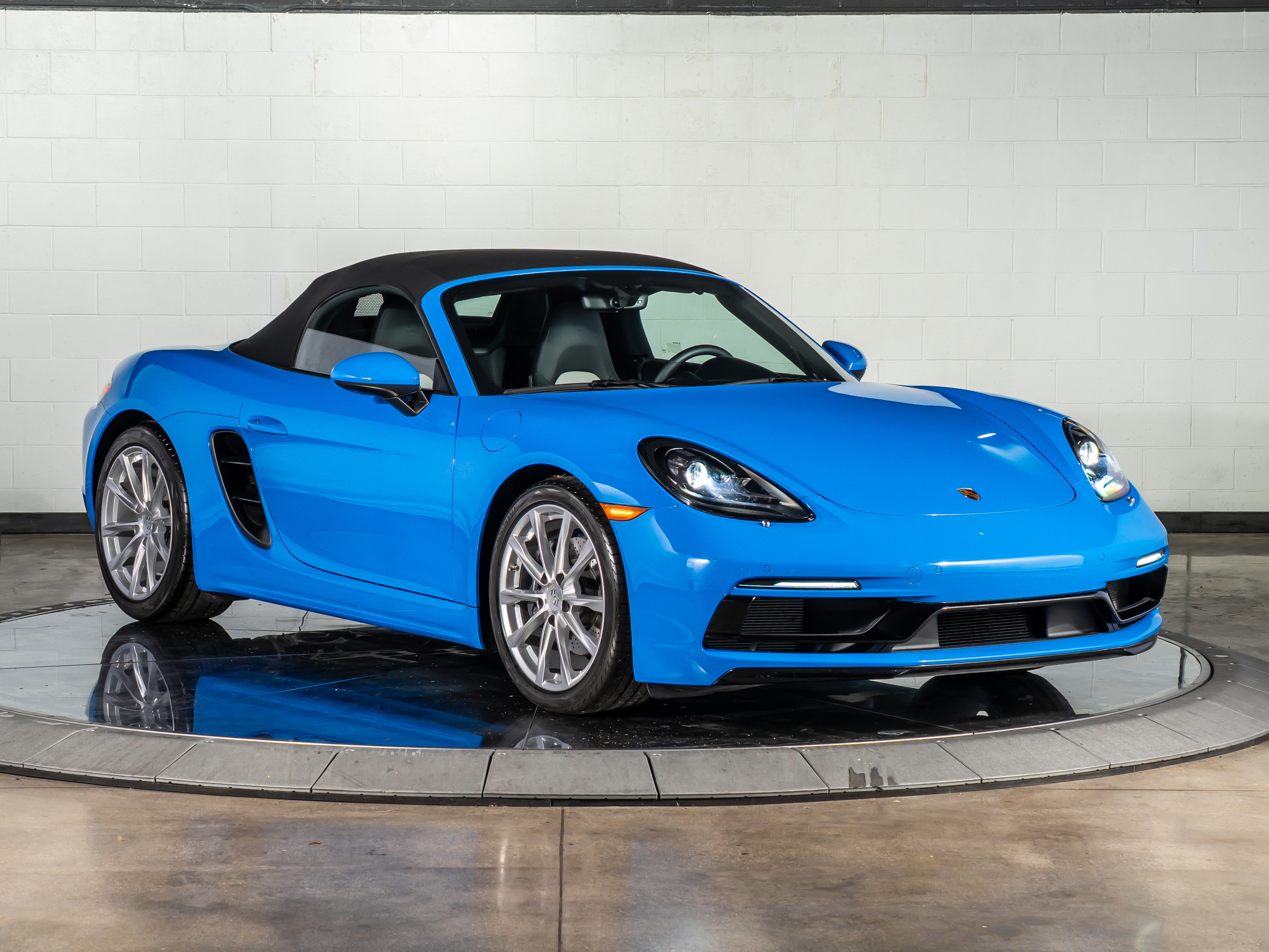 2025 Porsche 718 Boxster Roadster