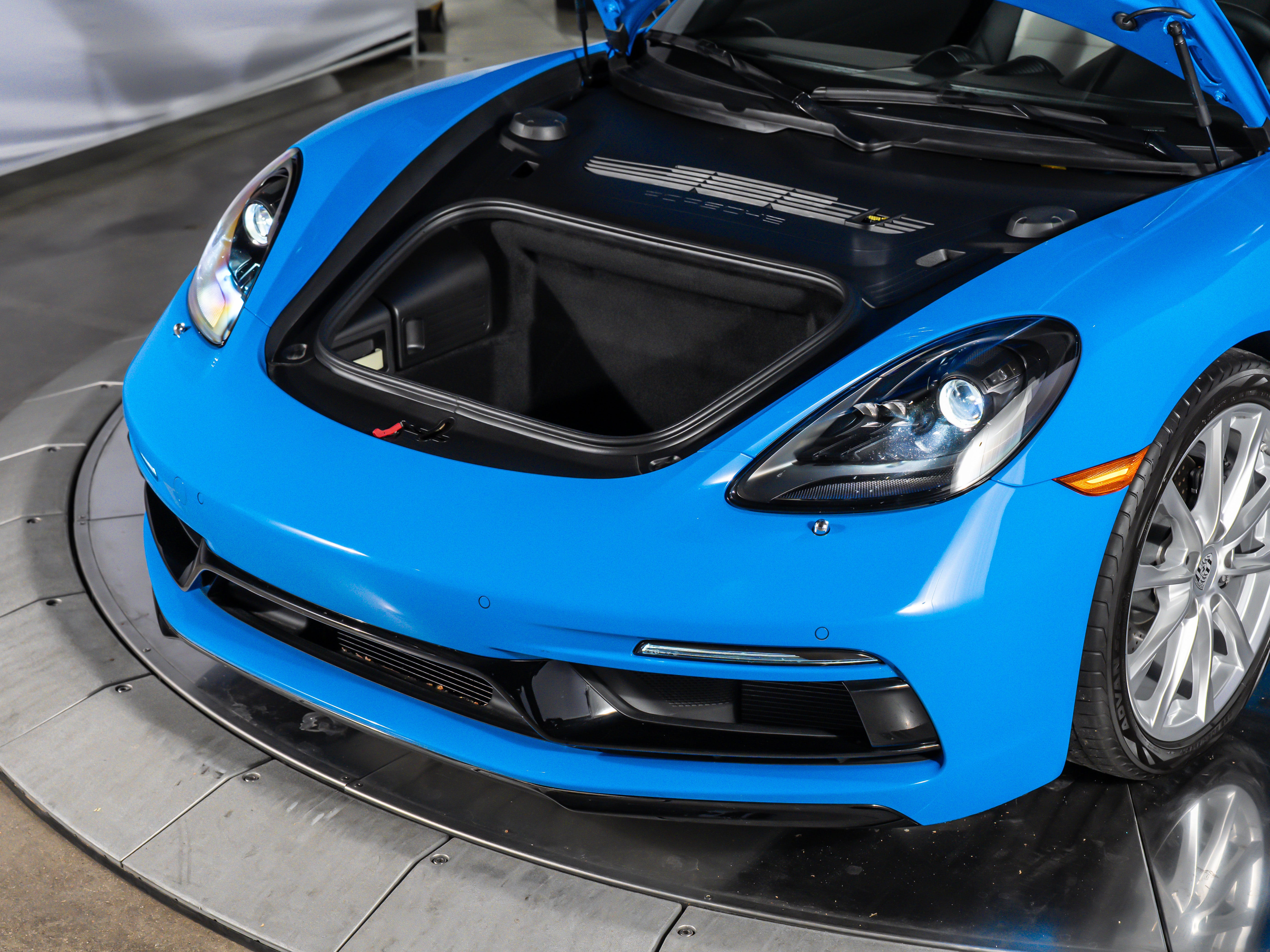 2025 Porsche 718 Boxster Roadster