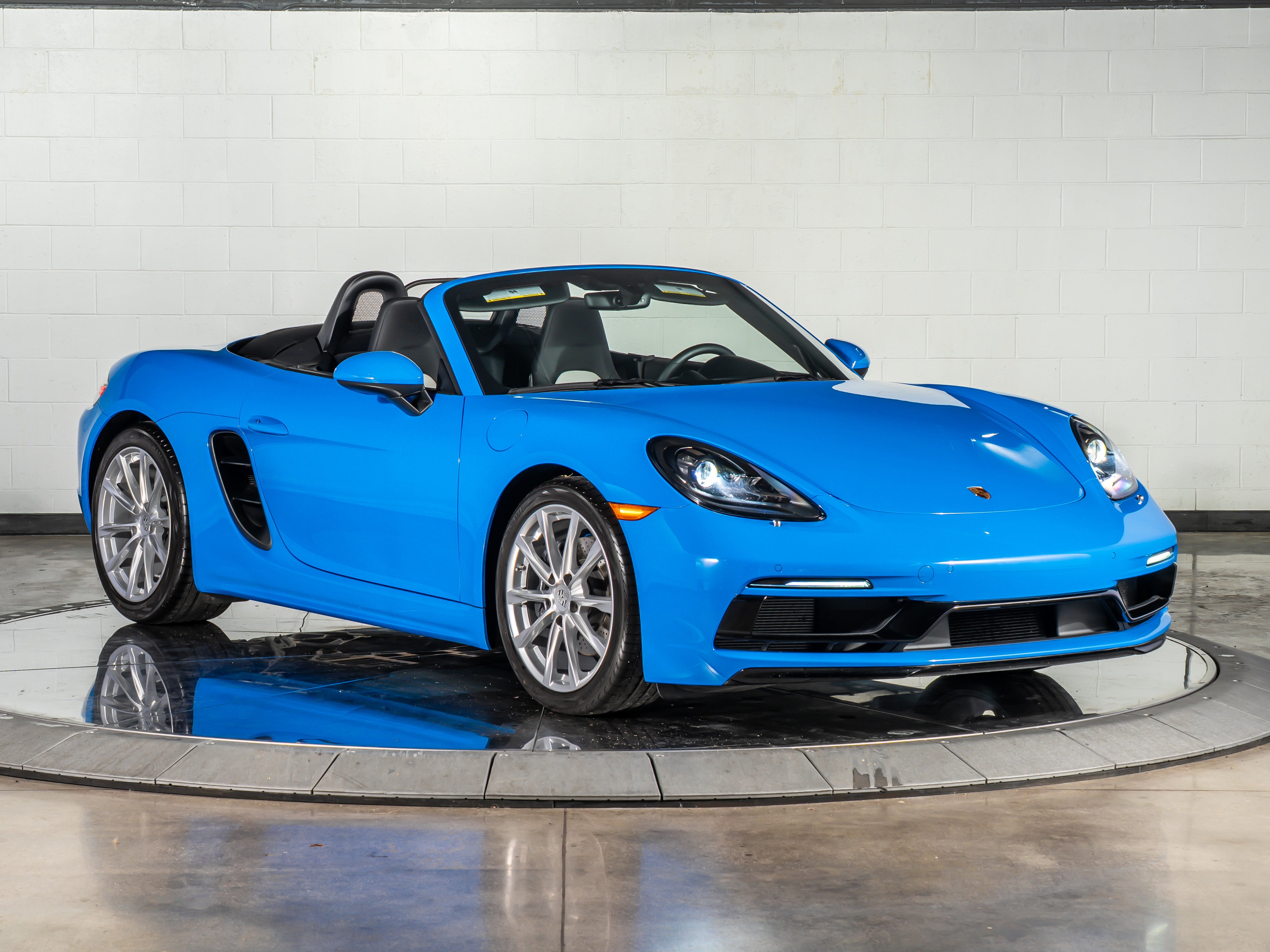 2025 Porsche 718 Boxster Roadster