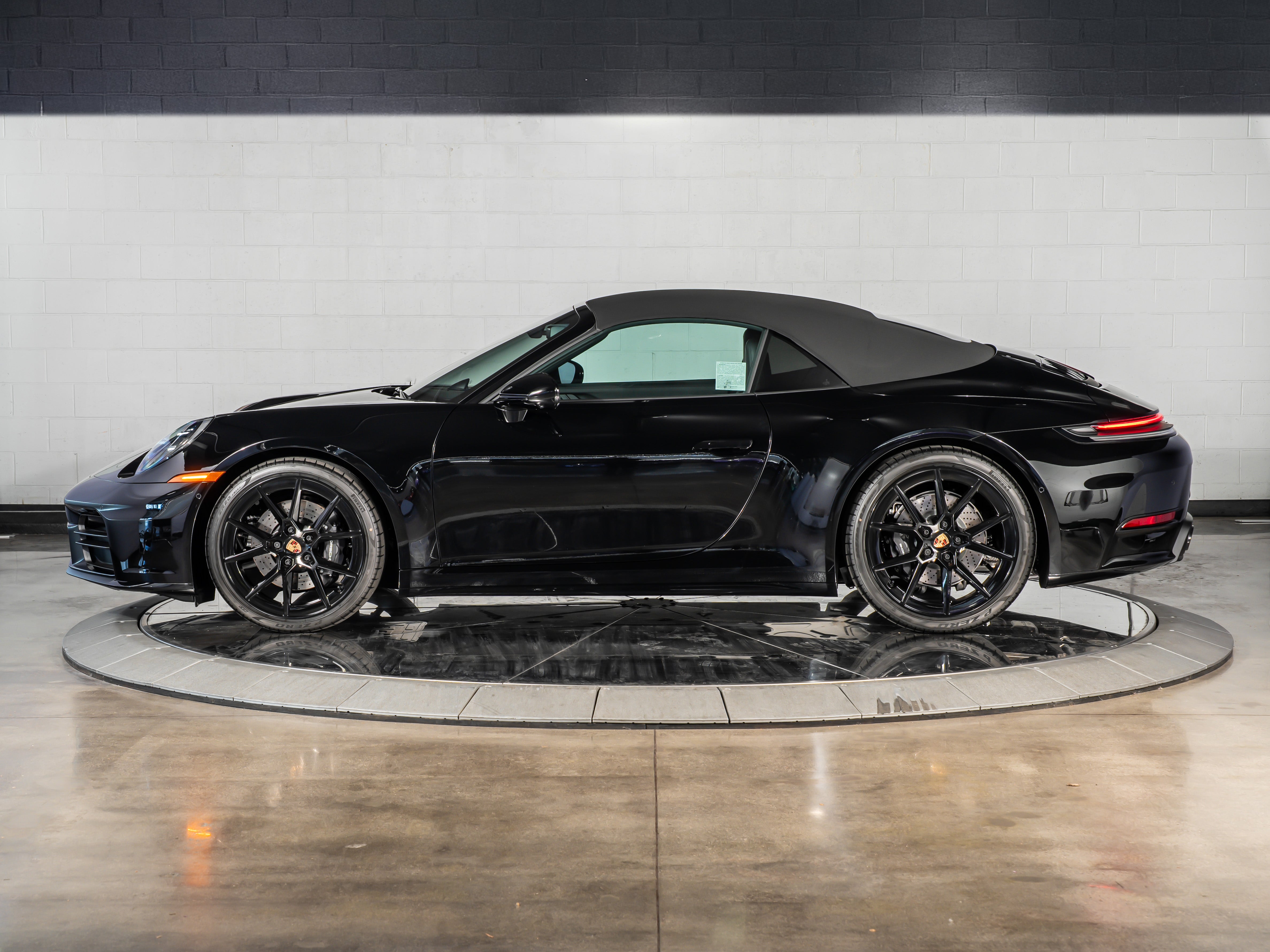 2026 Porsche 911 Carrera Cabriolet