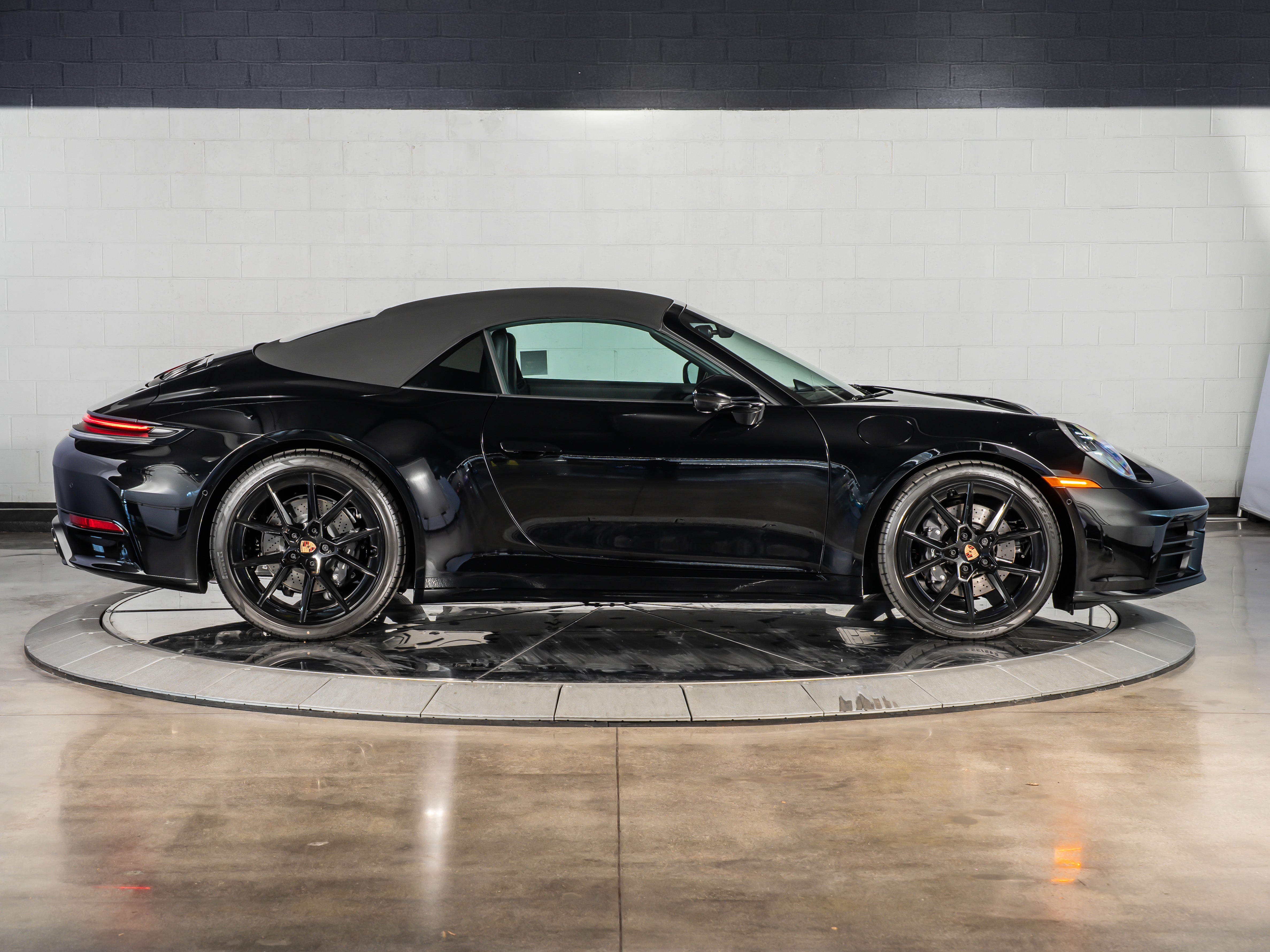 2026 Porsche 911 Carrera Cabriolet