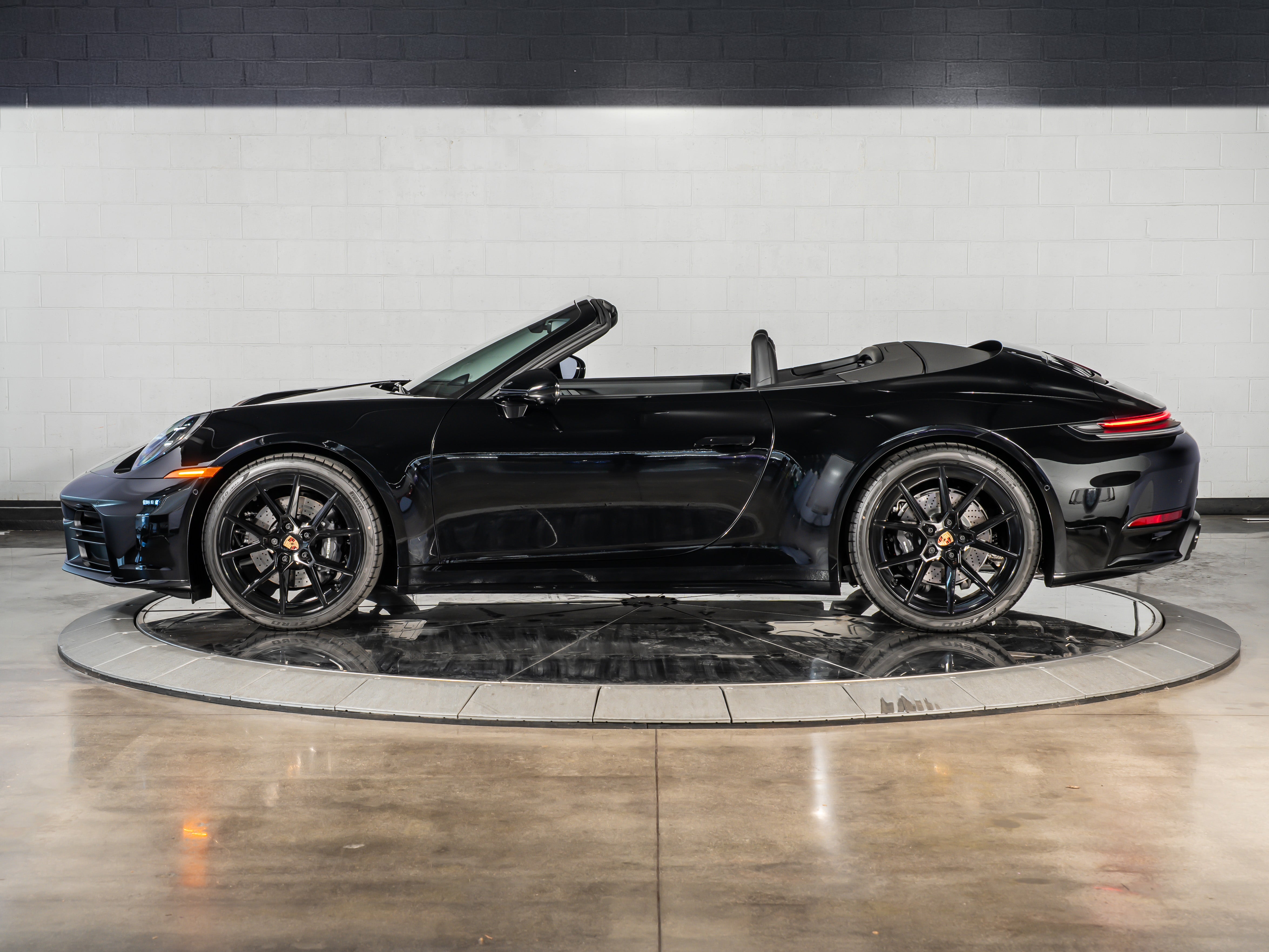 2026 Porsche 911 Carrera Cabriolet