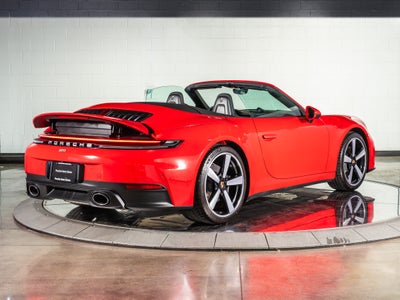 2025 Porsche 911 Carrera Cabriolet