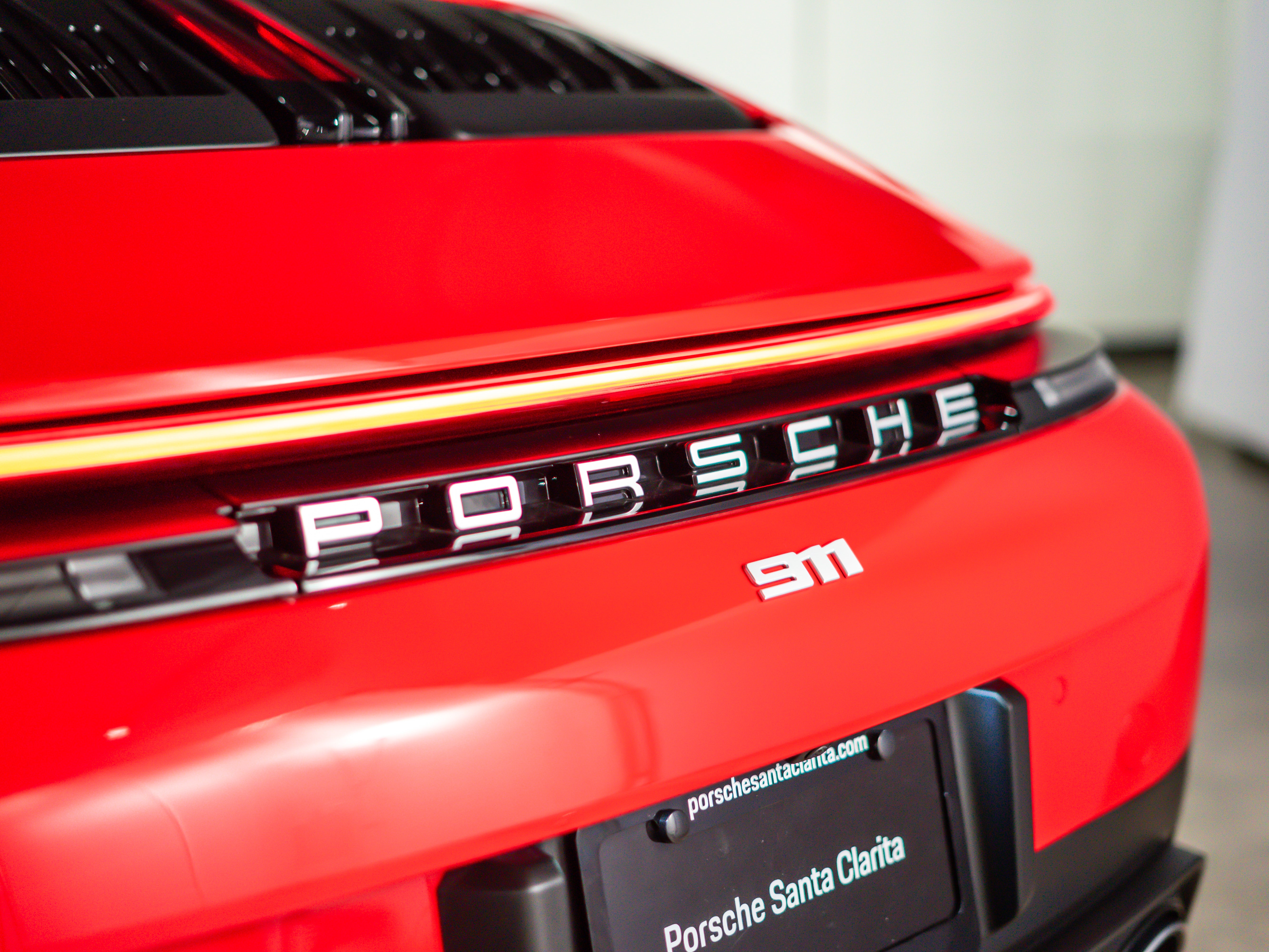2025 Porsche 911 Carrera Cabriolet
