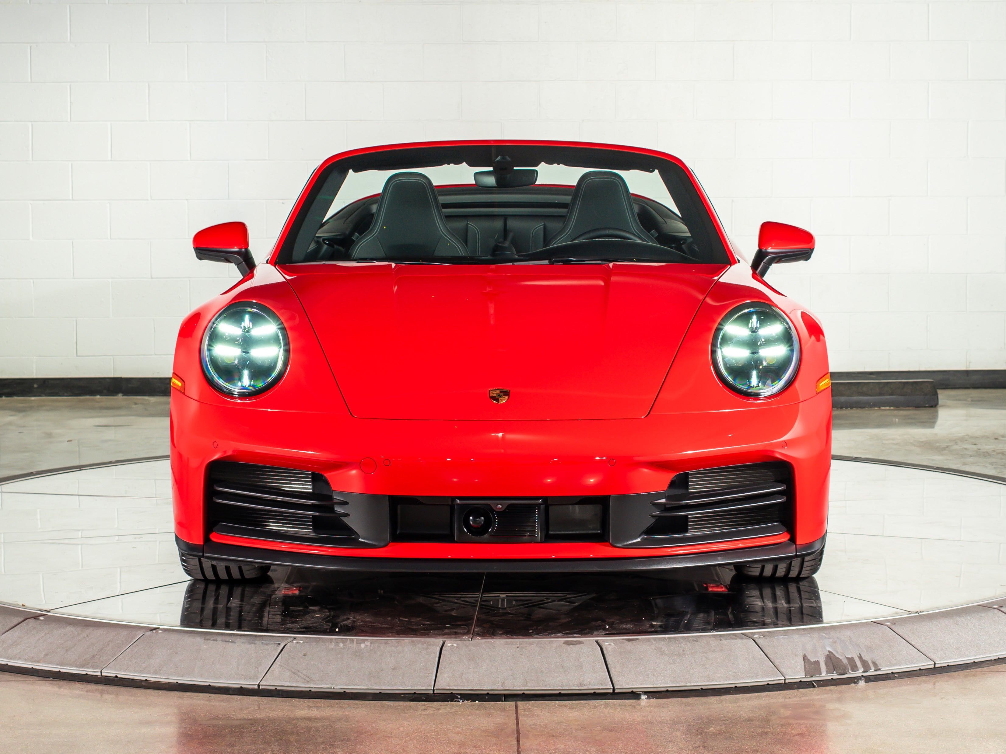 2025 Porsche 911 Carrera Cabriolet