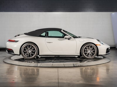 2025 Porsche 911 Carrera Cabriolet