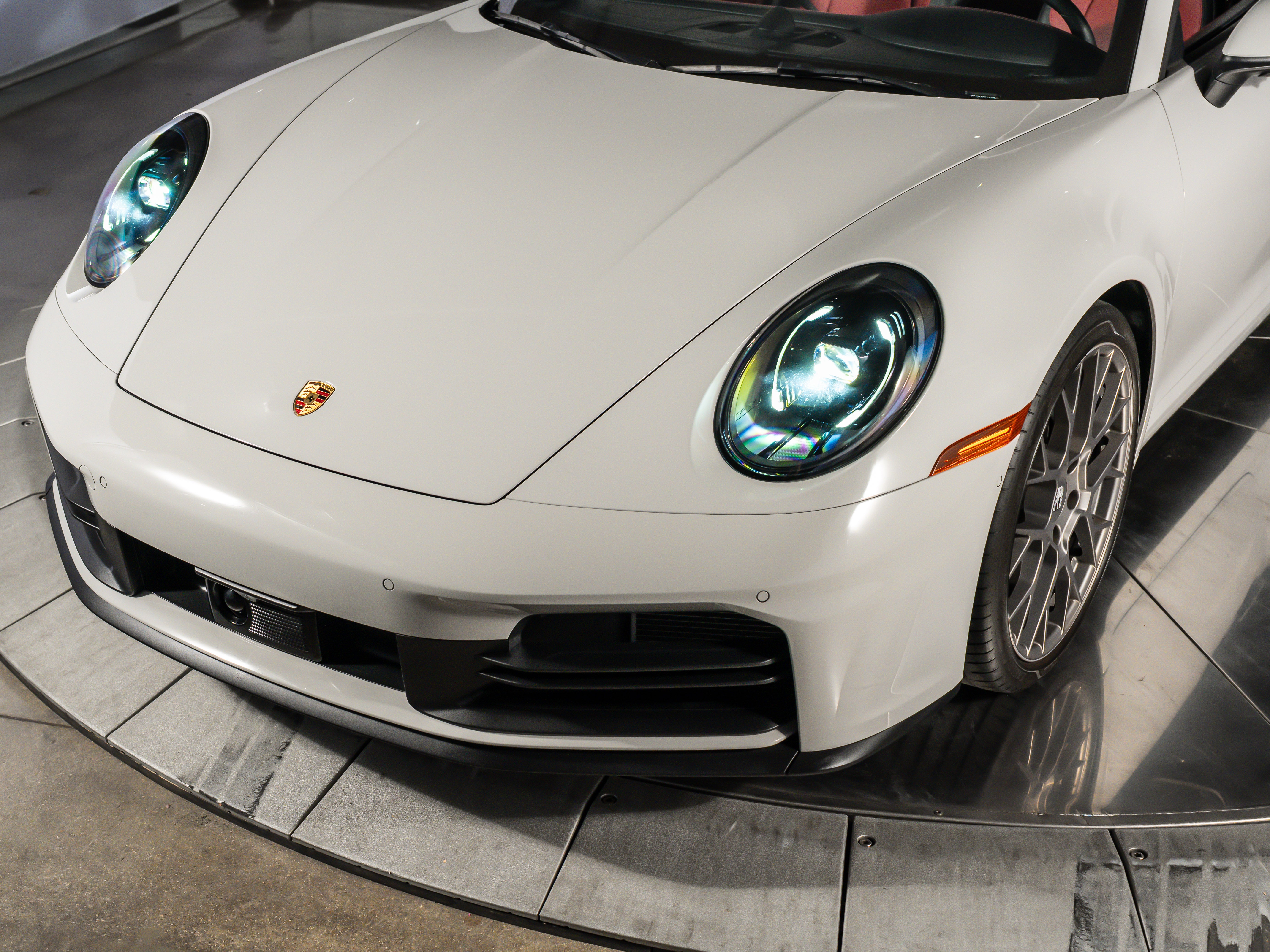 2025 Porsche 911 Carrera Cabriolet