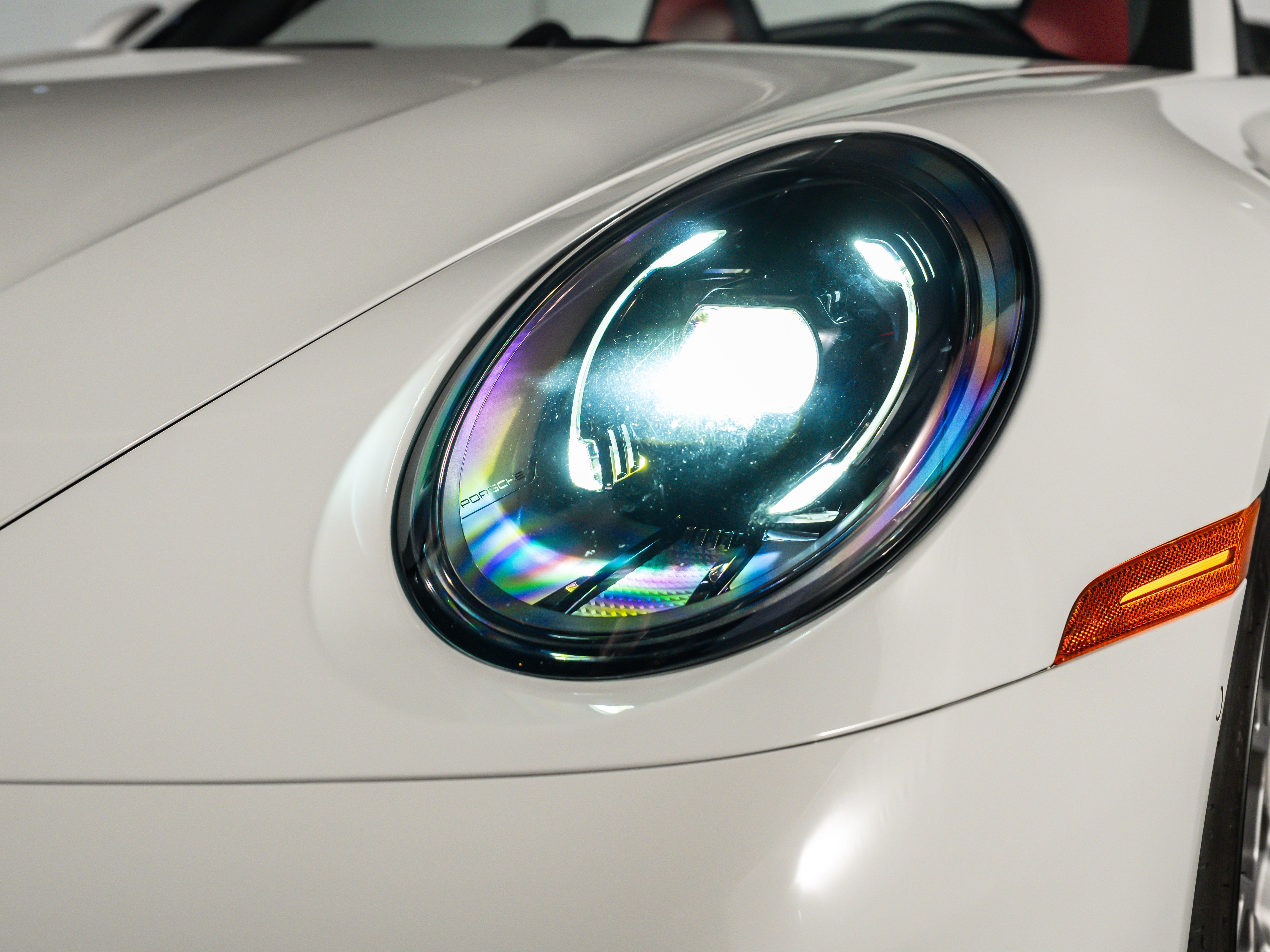 2025 Porsche 911 Carrera Cabriolet