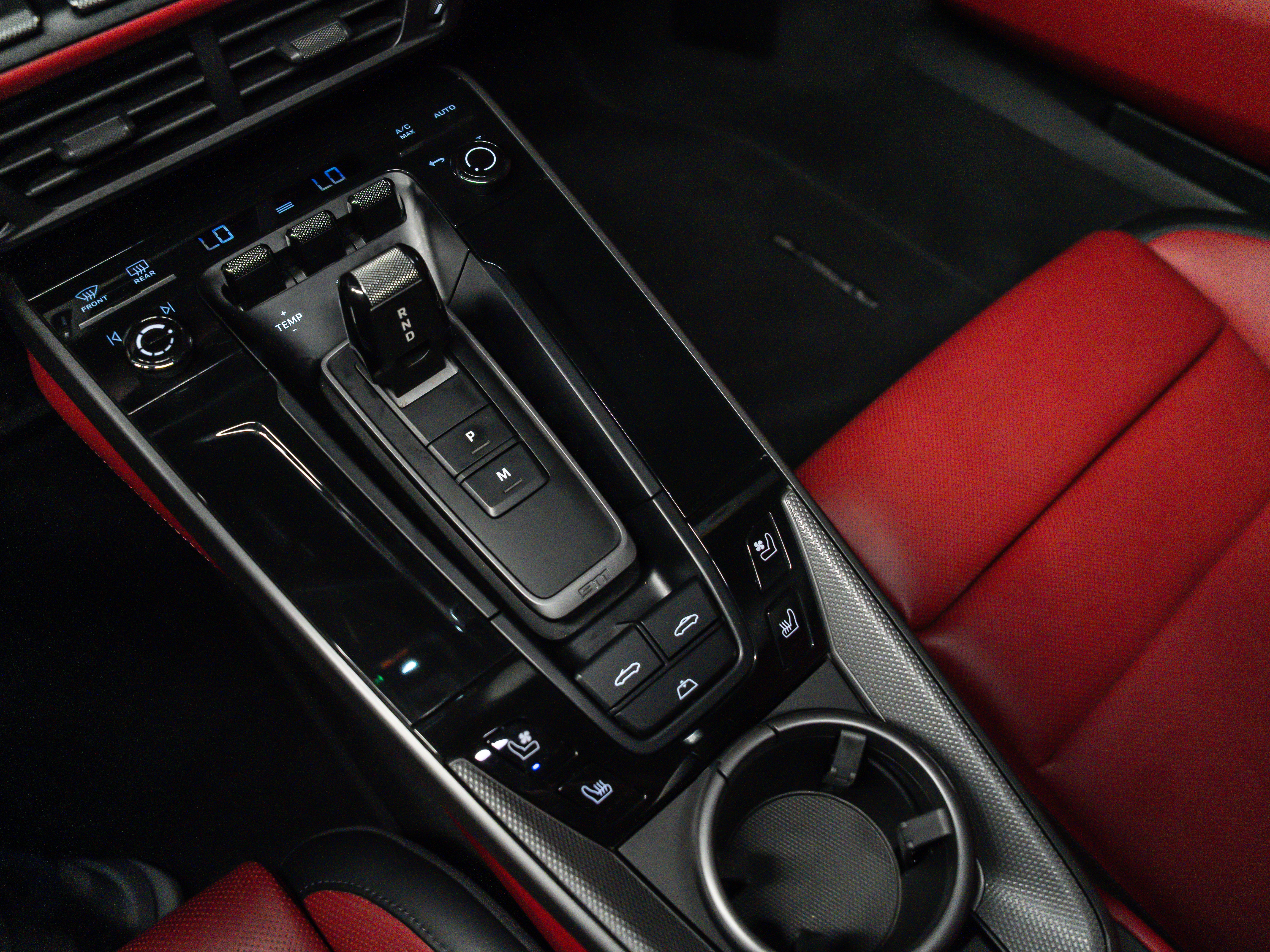 2025 Porsche 911 Carrera Cabriolet