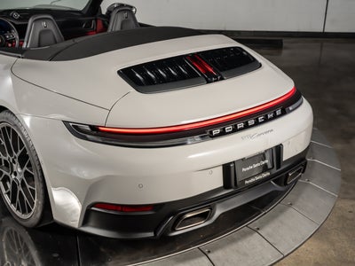 2025 Porsche 911 Carrera Cabriolet