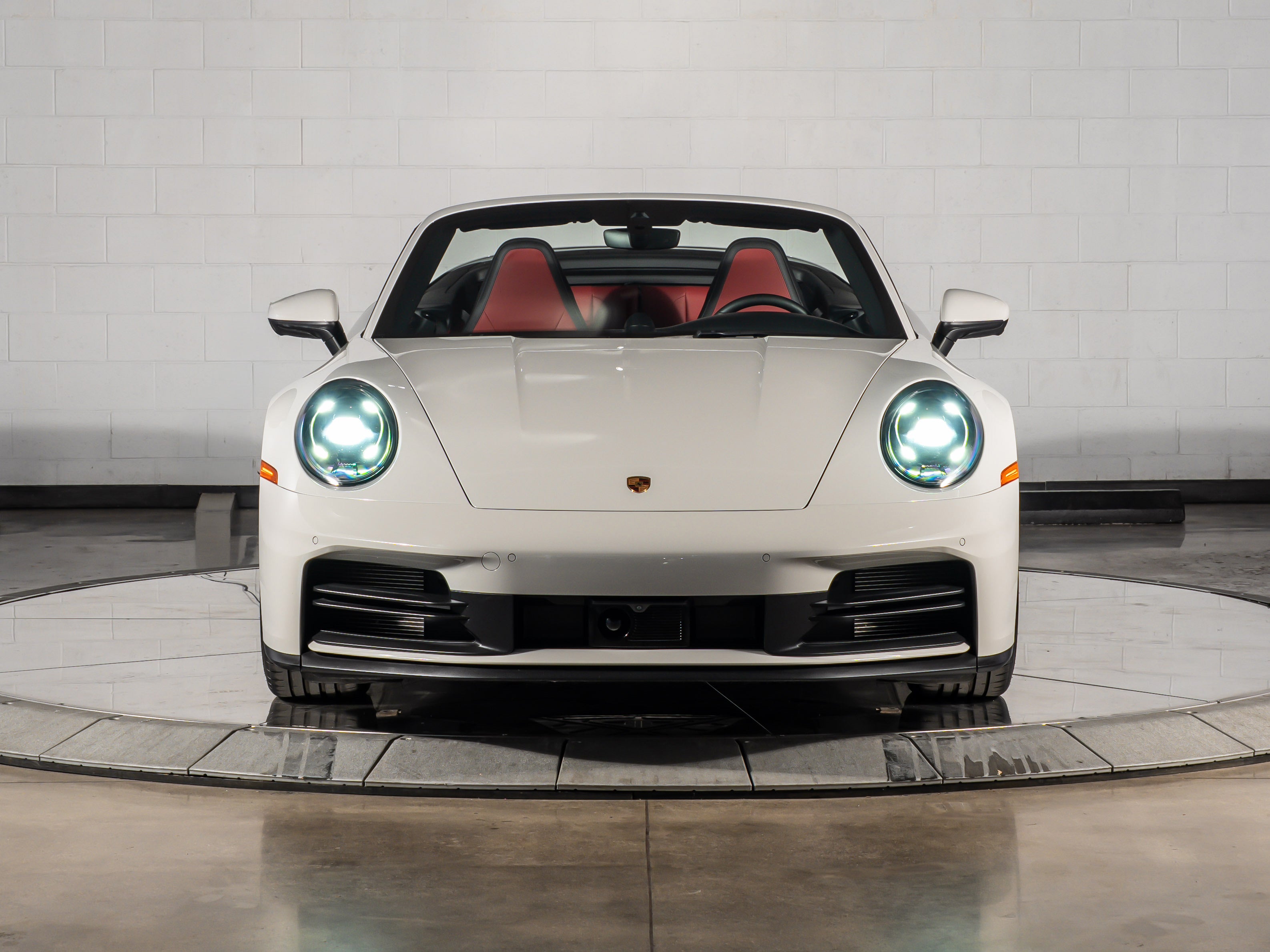 2025 Porsche 911 Carrera Cabriolet